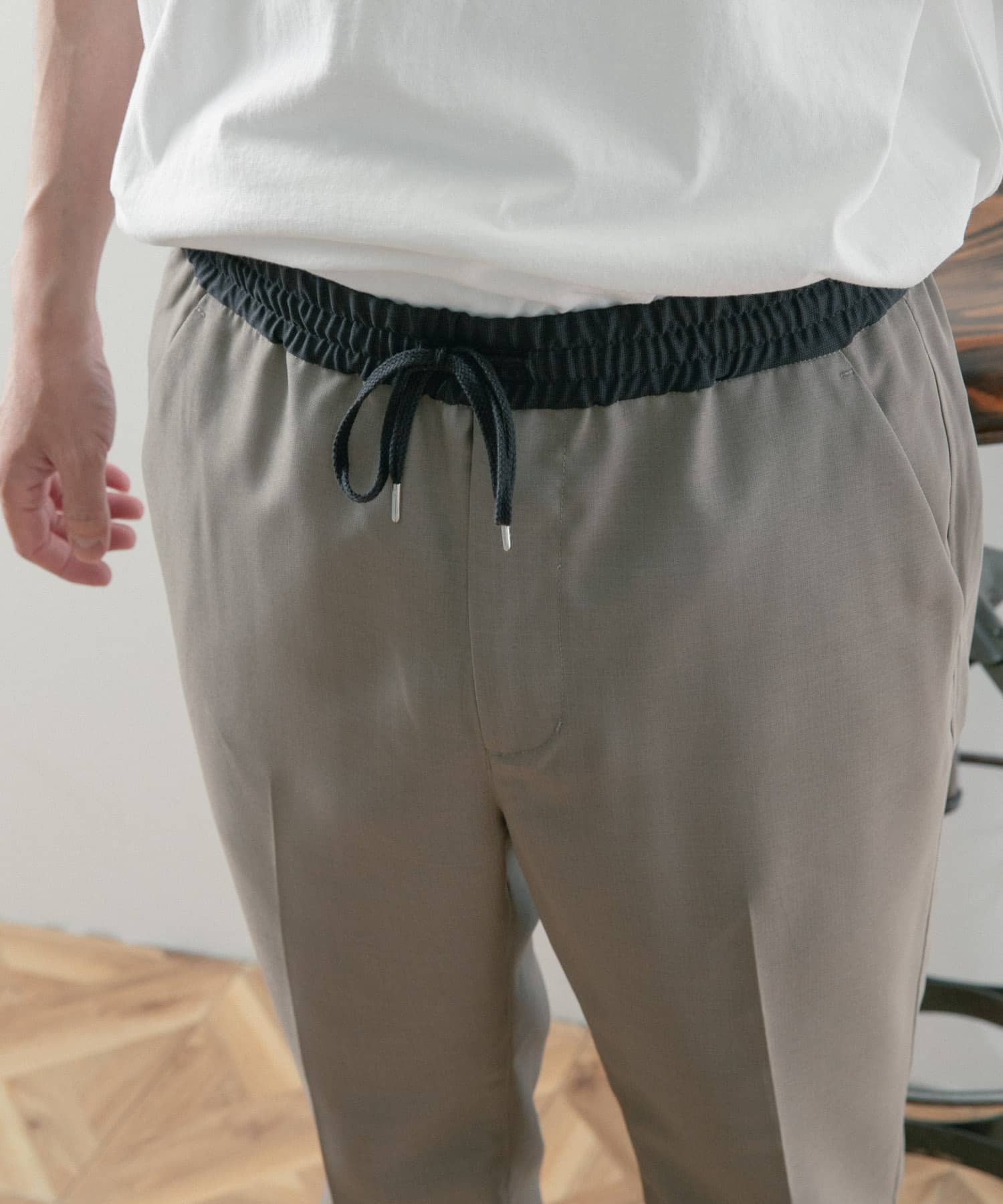 ピンヘッド テーパードイージーパンツ[IT35-14A005]｜URBAN RESEARCH