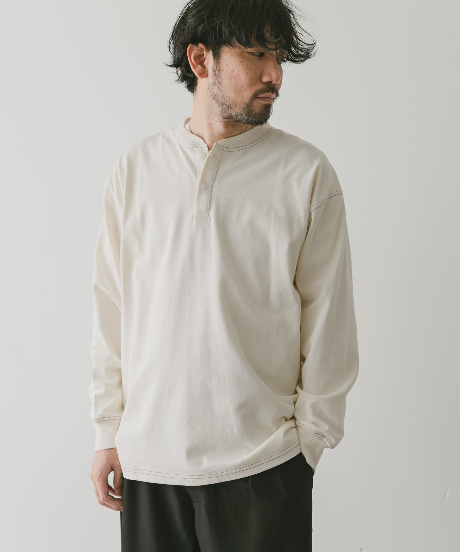 配色stヘンリーネックロングスリーブTシャツ[DR34-11X405]｜URBAN