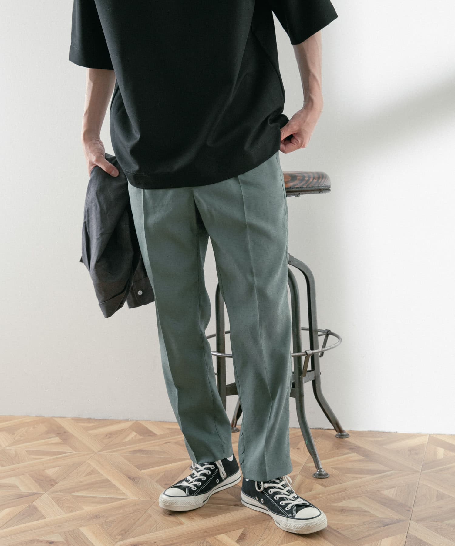 シャンタン センタープレス スラックスパンツ[IT35-14B001]｜URBAN