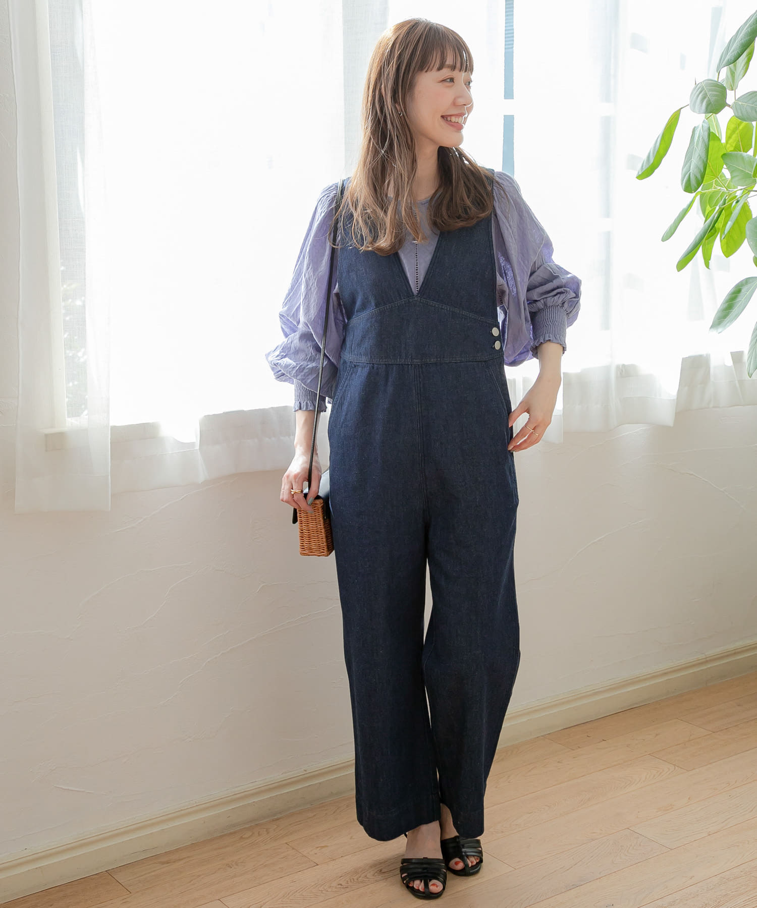 WEB限定』デニムVネックオールインワン[LA34-24T704]｜URBAN RESEARCH 