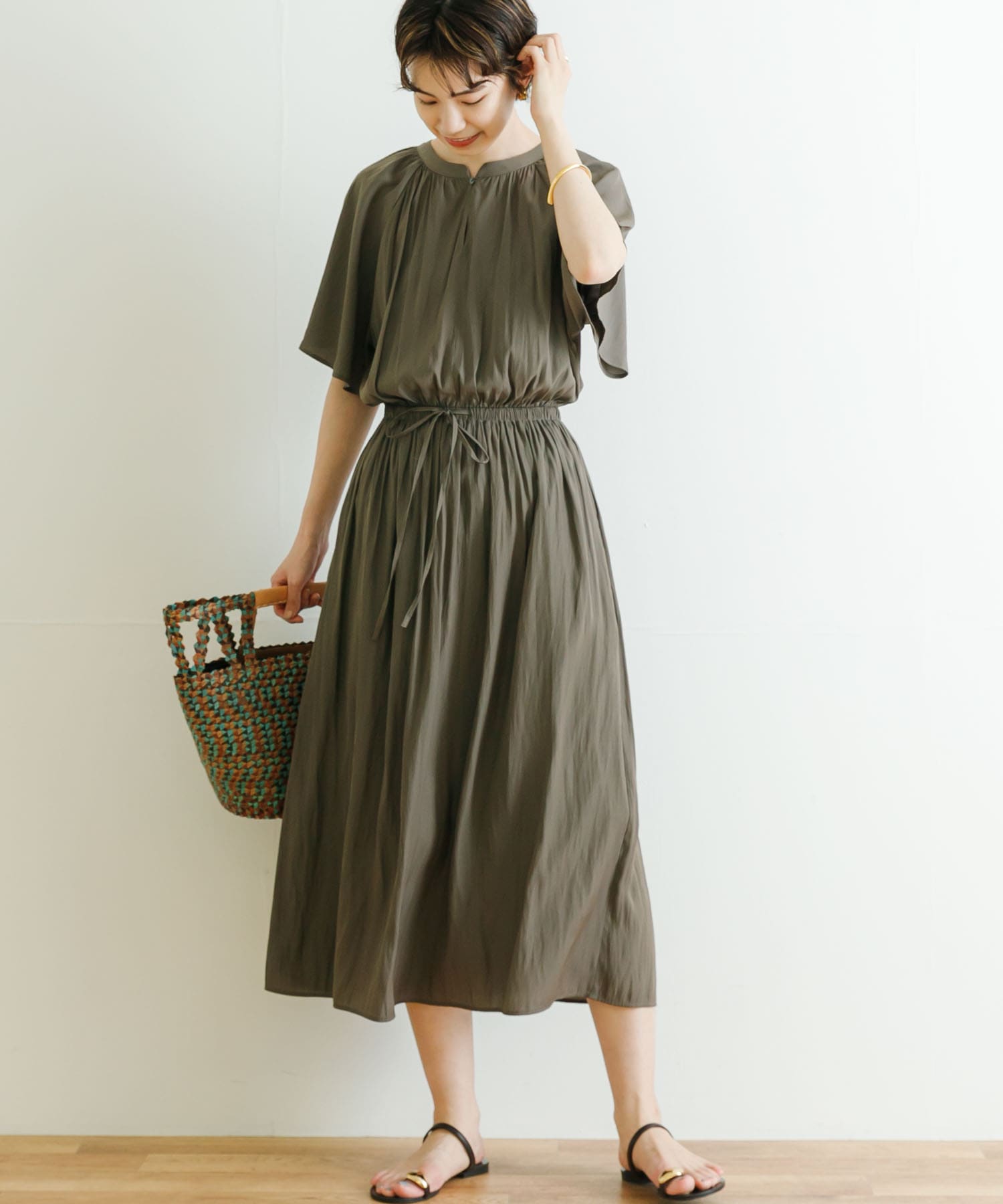 割繊フレアスリーブギャザーワンピース[UR35-26F009]｜URBAN RESEARCH 