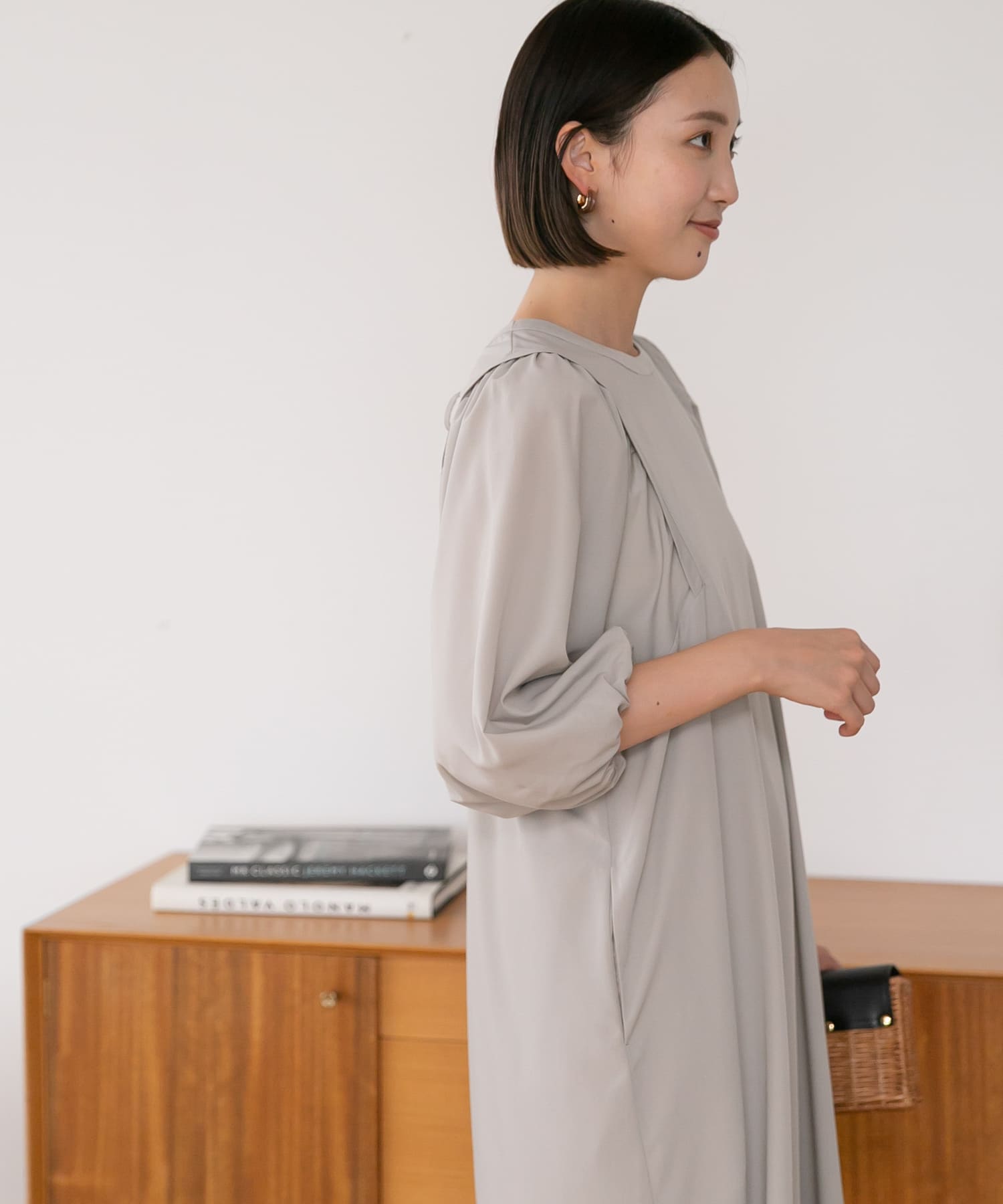 UR TECH』バックオープンワンピース[LA35-26T710]｜URBAN