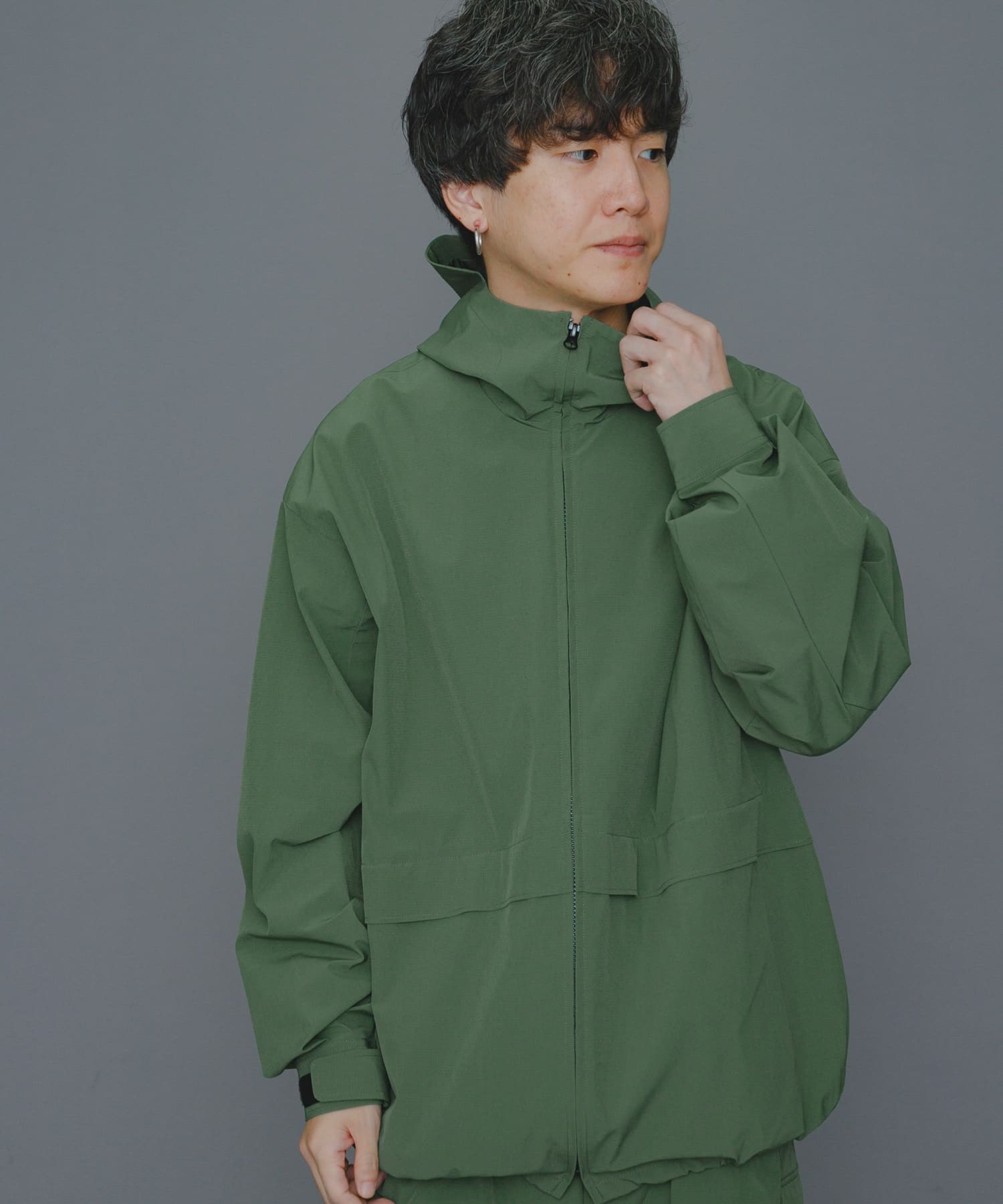 ユニセックス』Uiscel 4WAYストレッチマウンテンパーカ[AU36