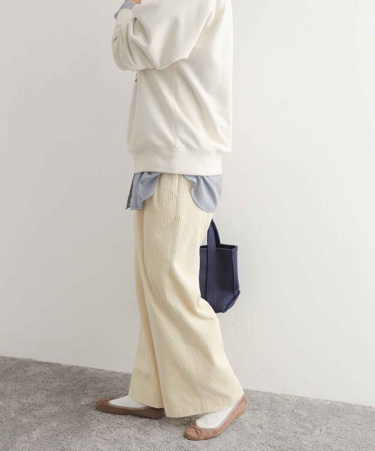コーデュロイタックワイドパンツ[DR37-24A205]｜URBAN RESEARCH