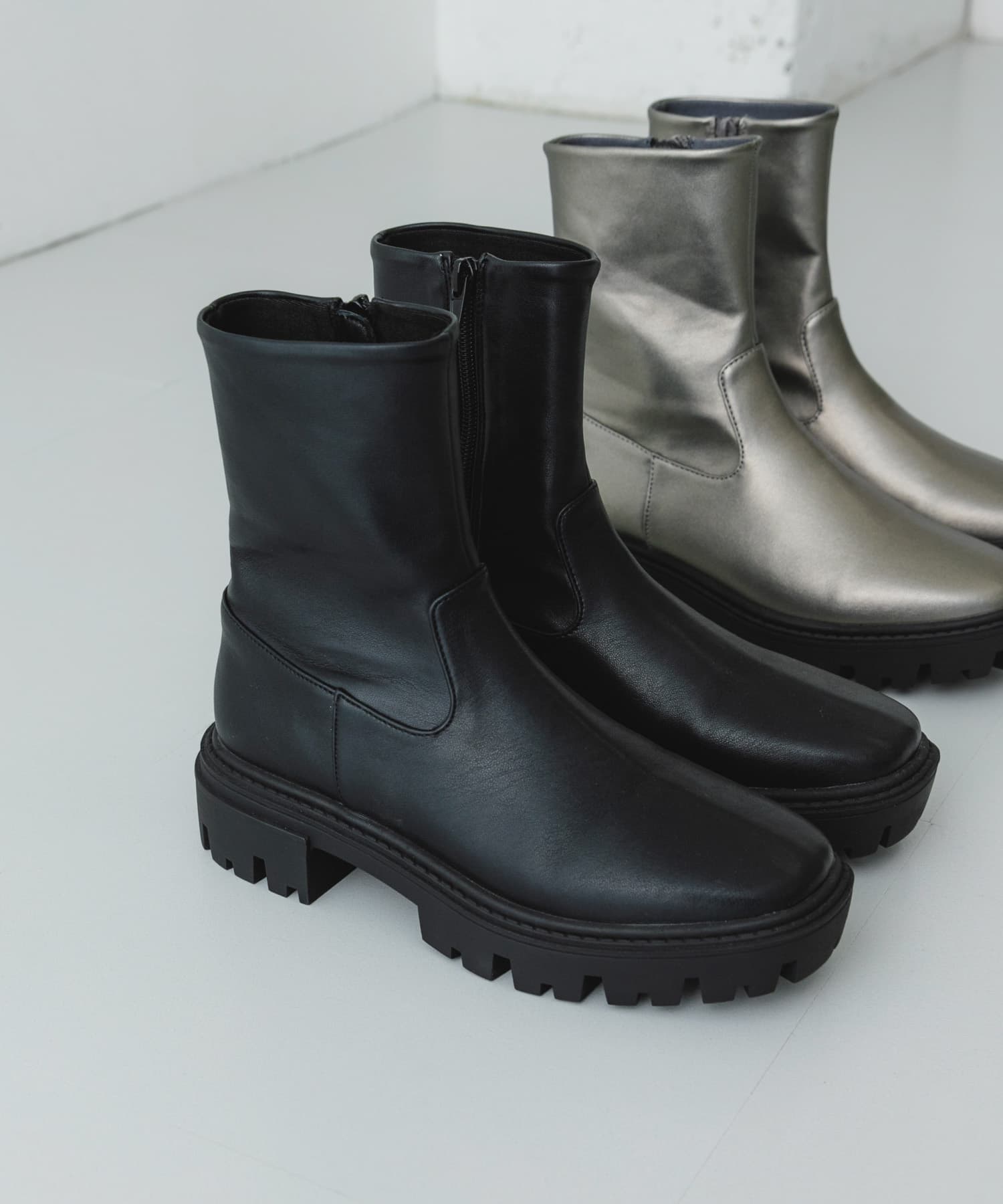 CHEMBUR（チェンバー）の「CHEMBUR / ストレッチショートブーツ（ブーツ）」 - WEAR