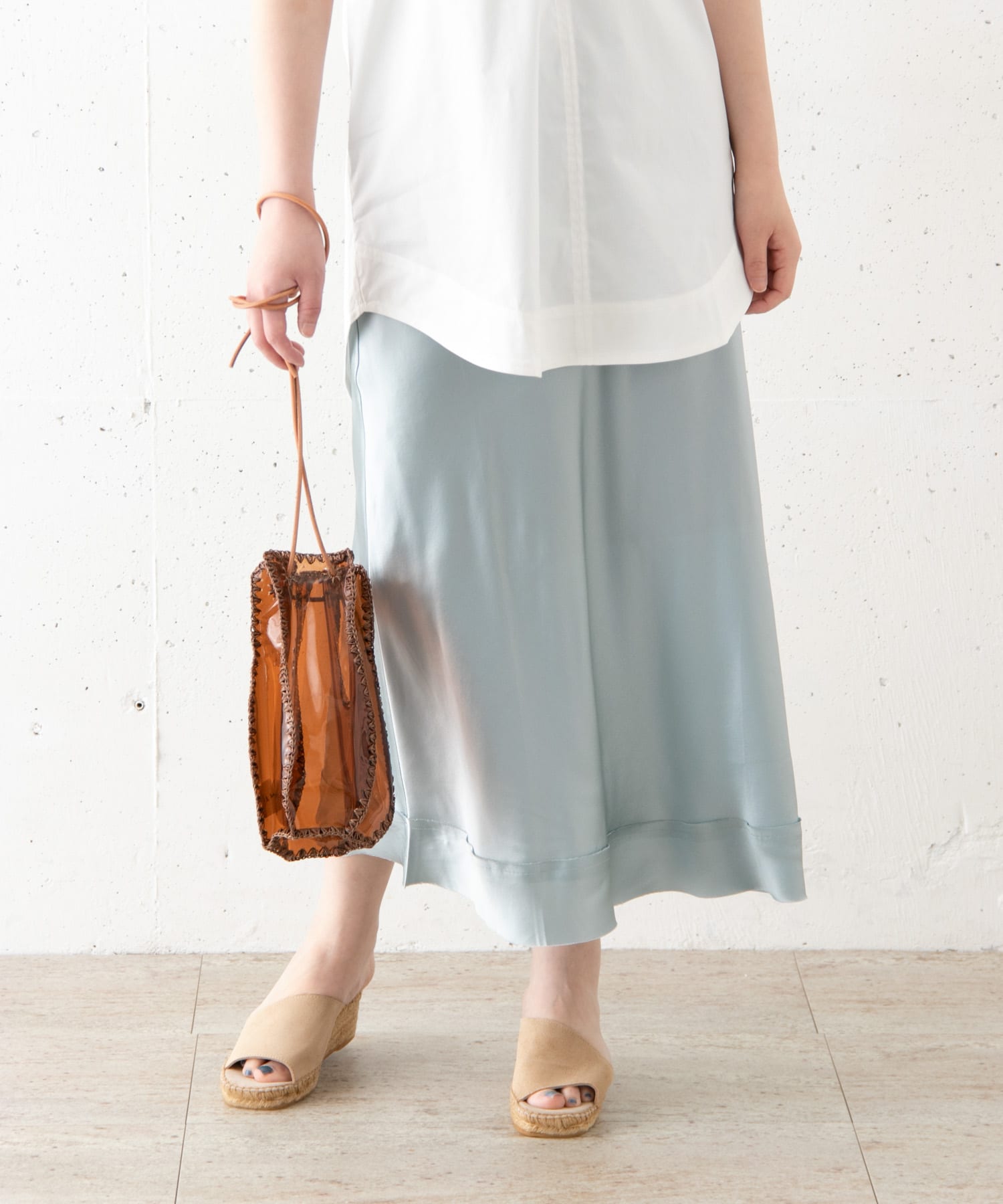 LEE MATHEWS Stella Silk Skirt[M2001SK404-RL05]｜URBAN RESEARCH公式