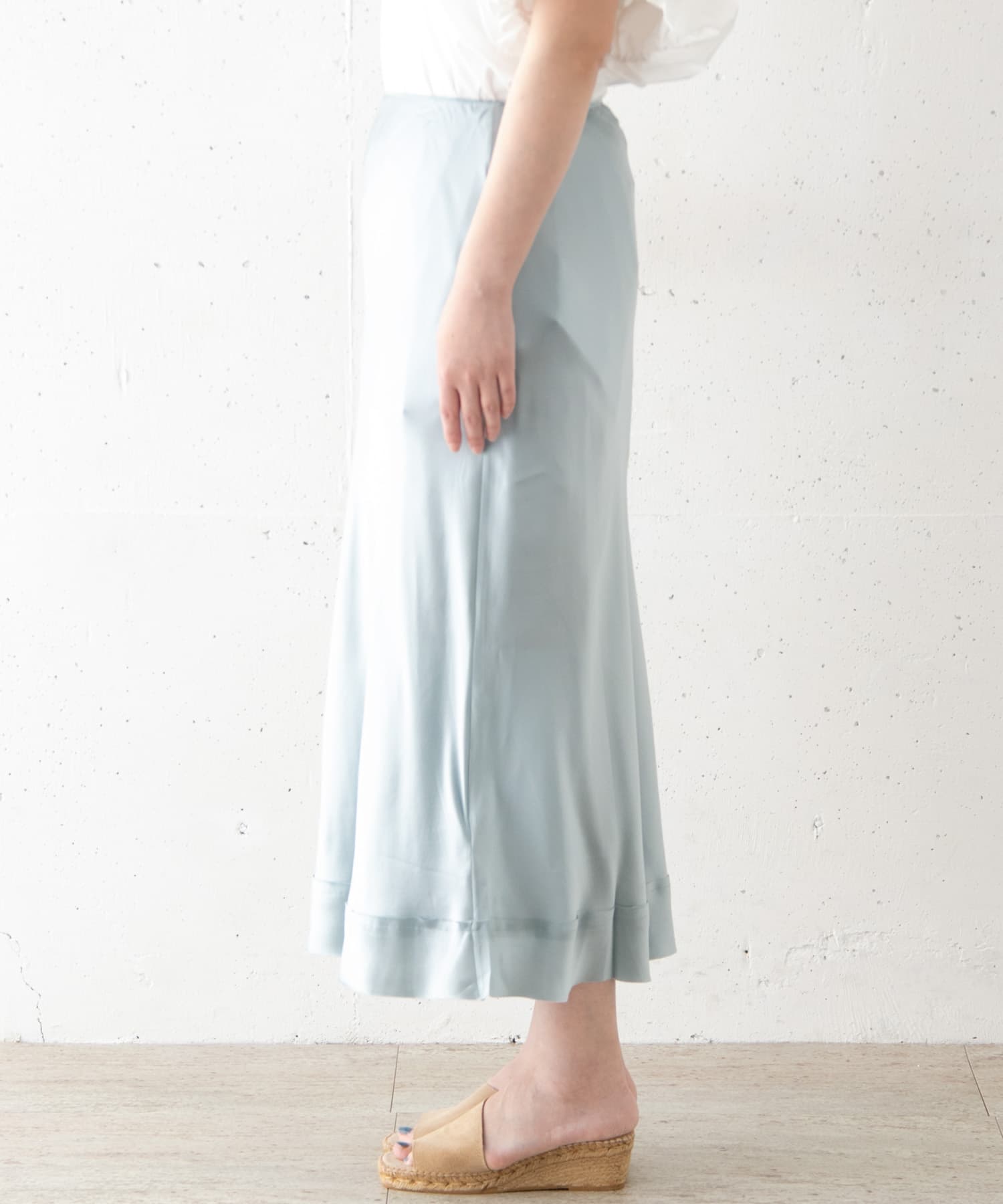 LEE MATHEWS Stella Silk Skirt[M2001SK404-RL05]｜URBAN RESEARCH公式 ...