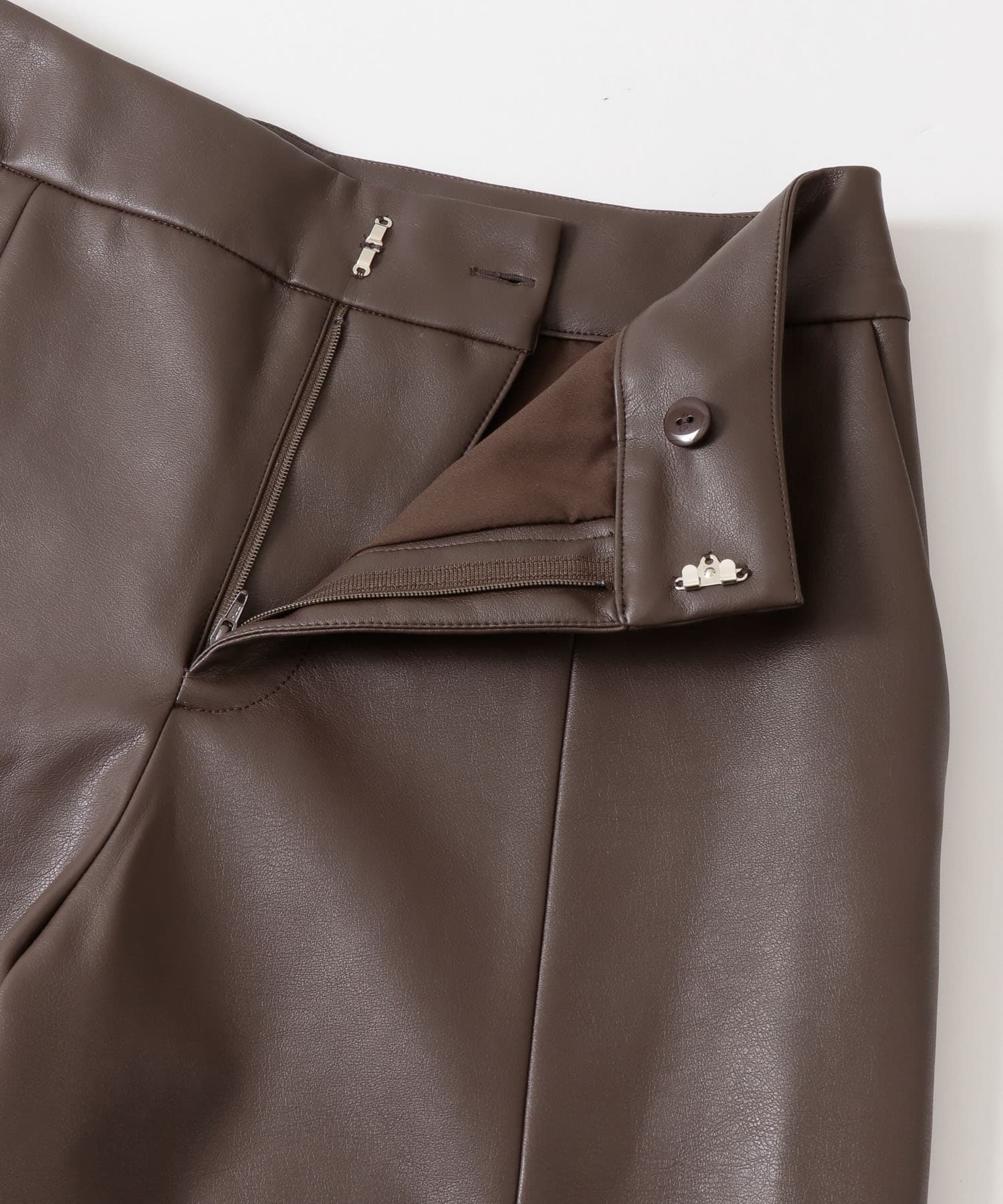 Lirica eco leather pants[RB06-24D002]｜URBAN RESEARCH公式