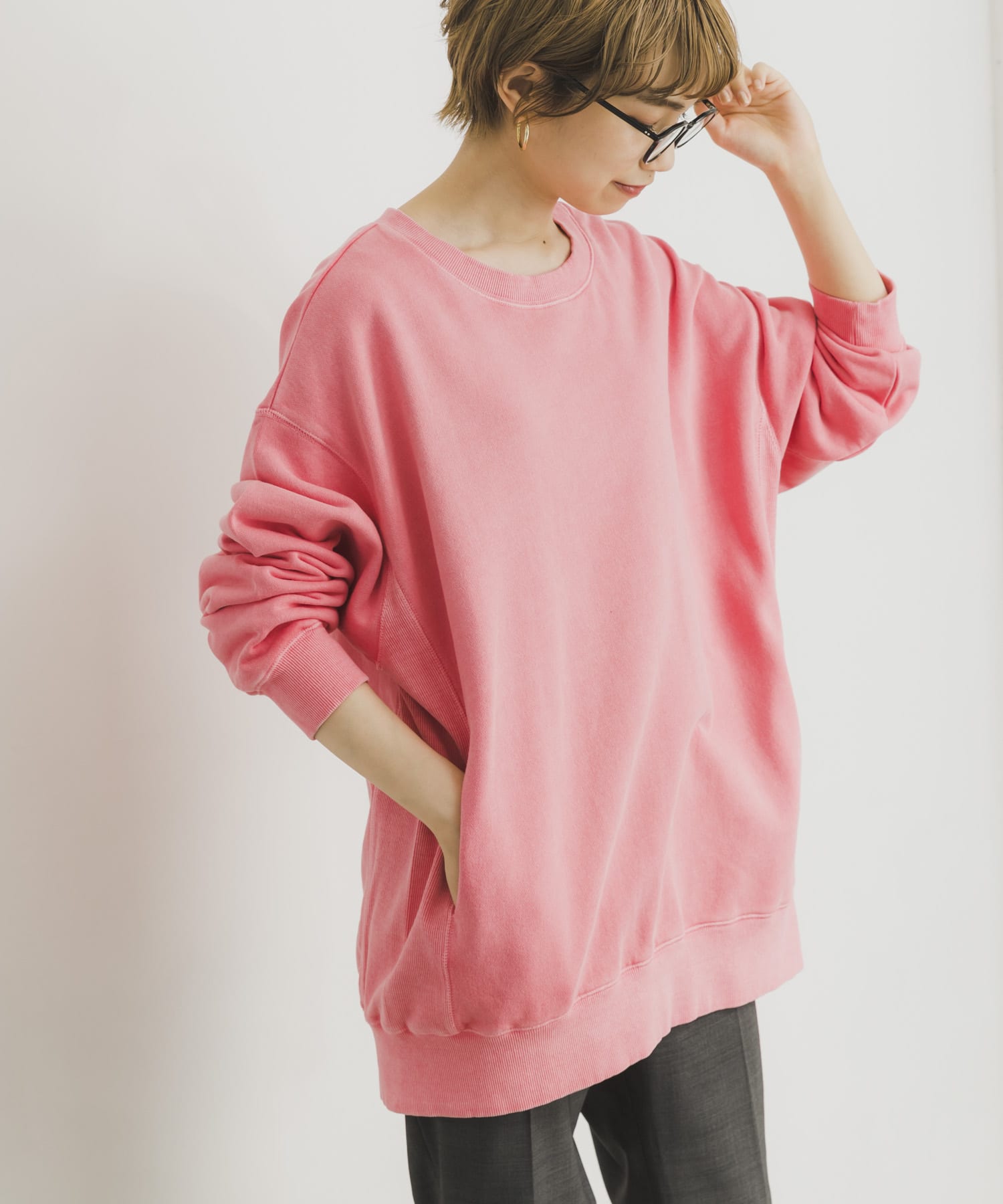WEB/一部店舗限定』製品染め裏毛チュニックプルオーバー[UR26-21O005]｜URBAN RESEARCH公式ファッション通販