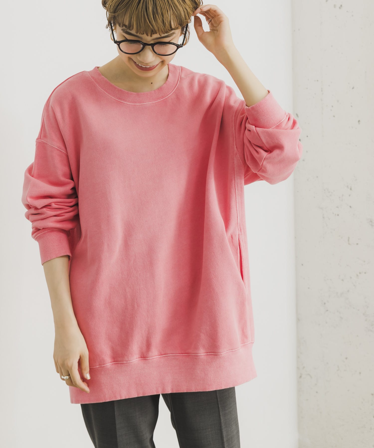 WEB/一部店舗限定』製品染め裏毛チュニックプルオーバー[UR26-21O005]｜URBAN RESEARCH公式ファッション通販
