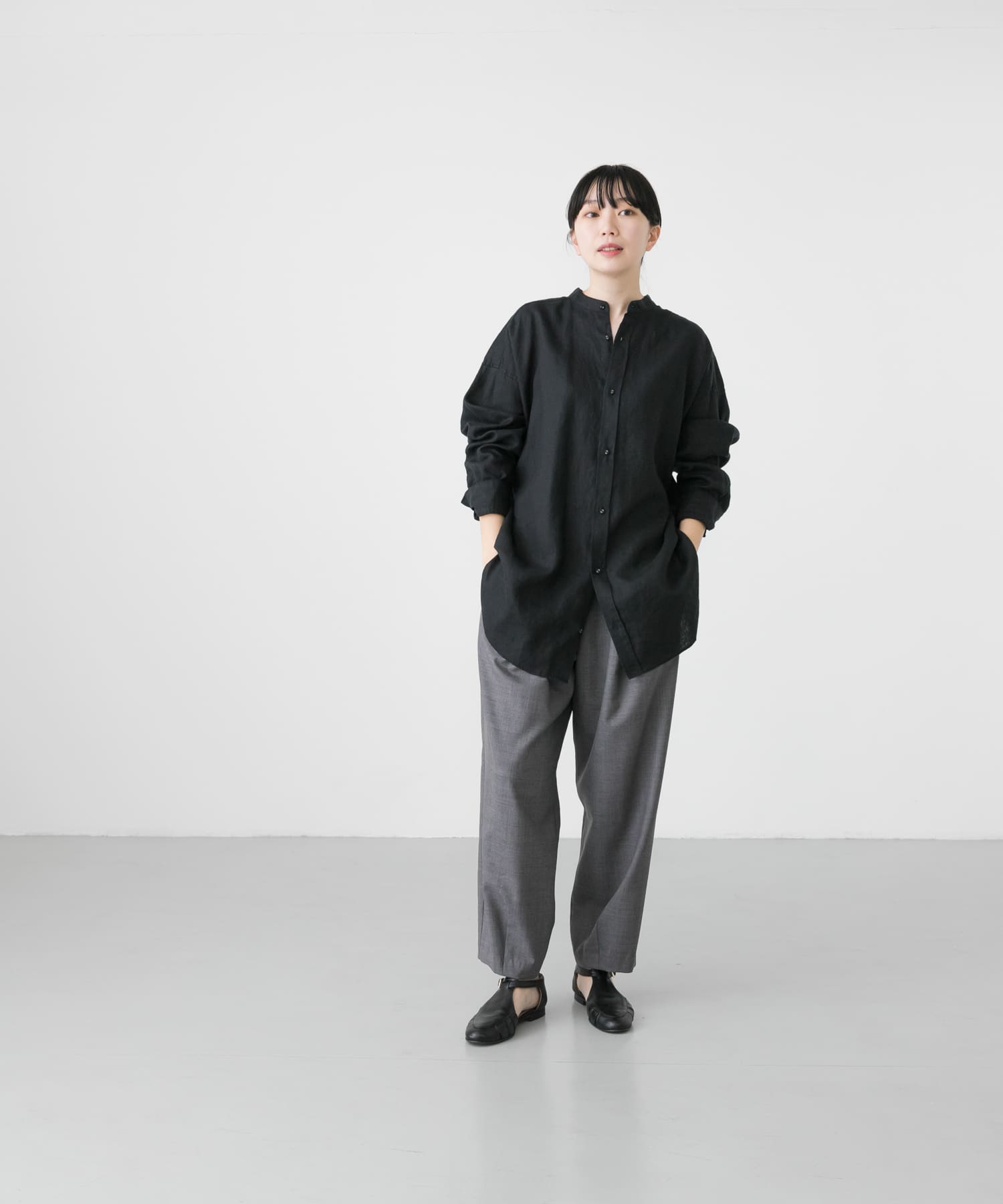 かぐれ（カグレ）の「クロップドイージートラウザー（その他