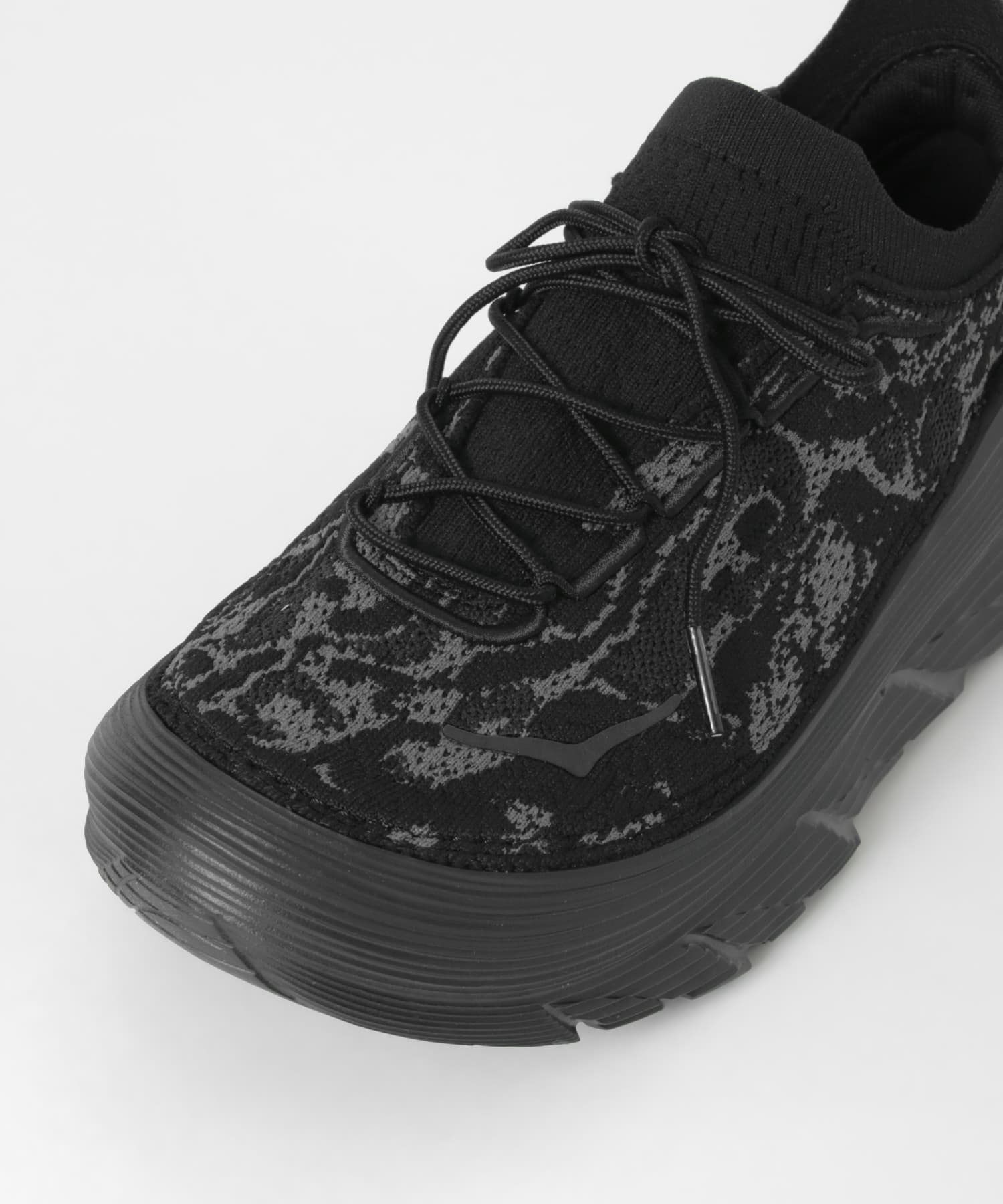 U Restore Chukka TS(23cm CRBN): HOKA