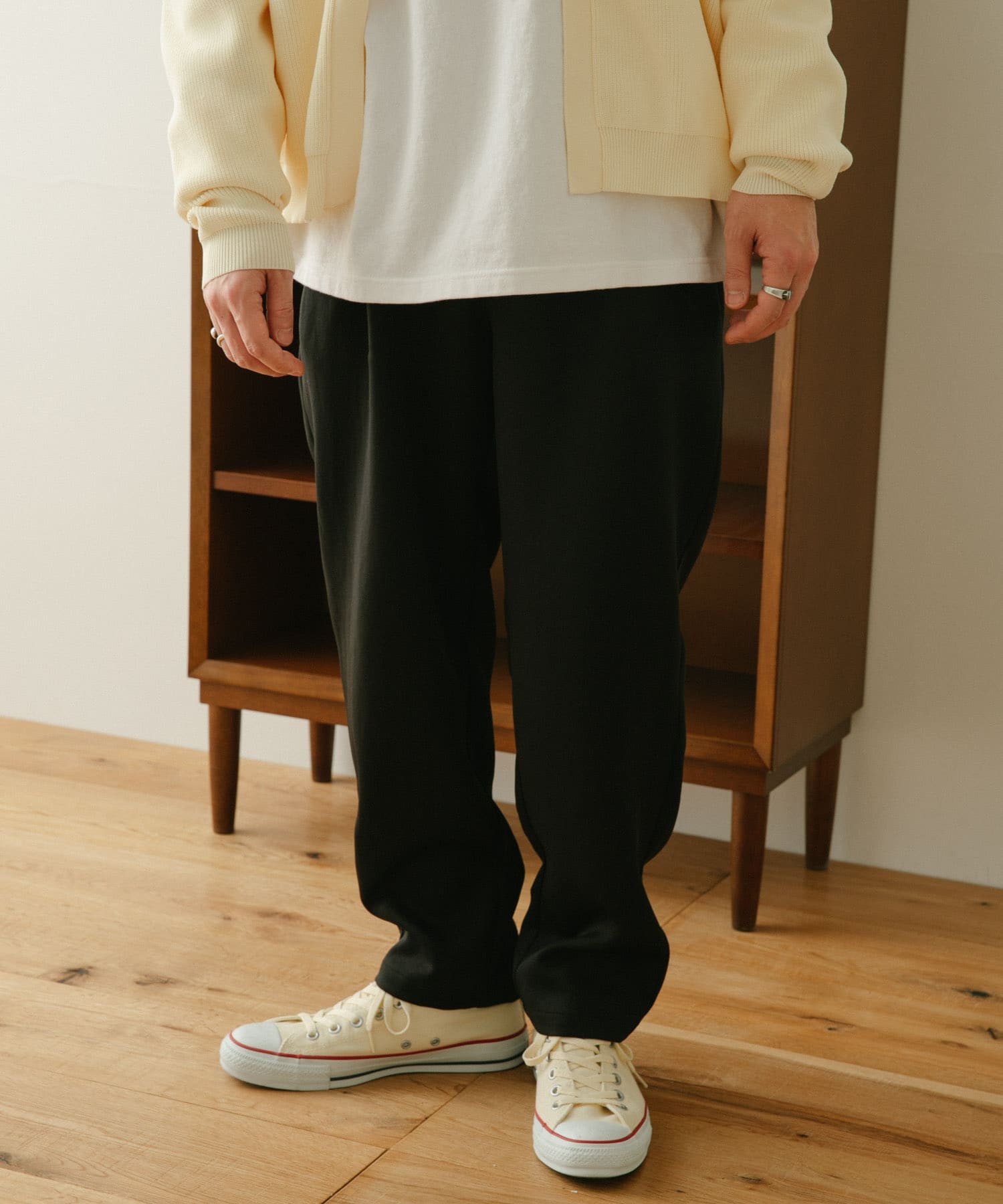 エステルツイル タックパンツ[IT24-14A010]｜URBAN RESEARCH公式ファッション通販