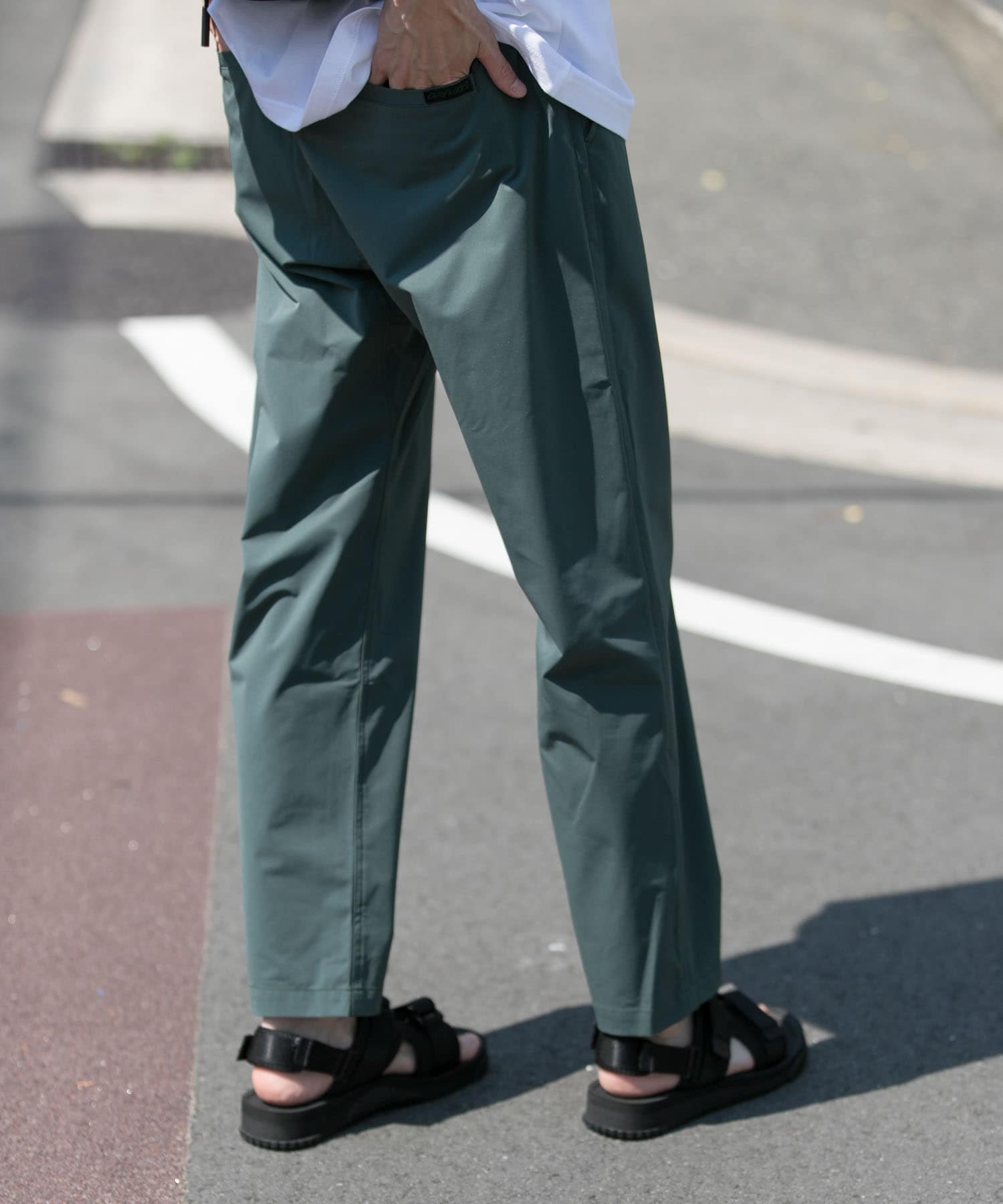 別注』GRAMICCI×URBAN RESEARCH SOLOTEXドライタッチギャバパンツ[UR26-14H001]｜URBAN RESEARCH 公式ファッション通販