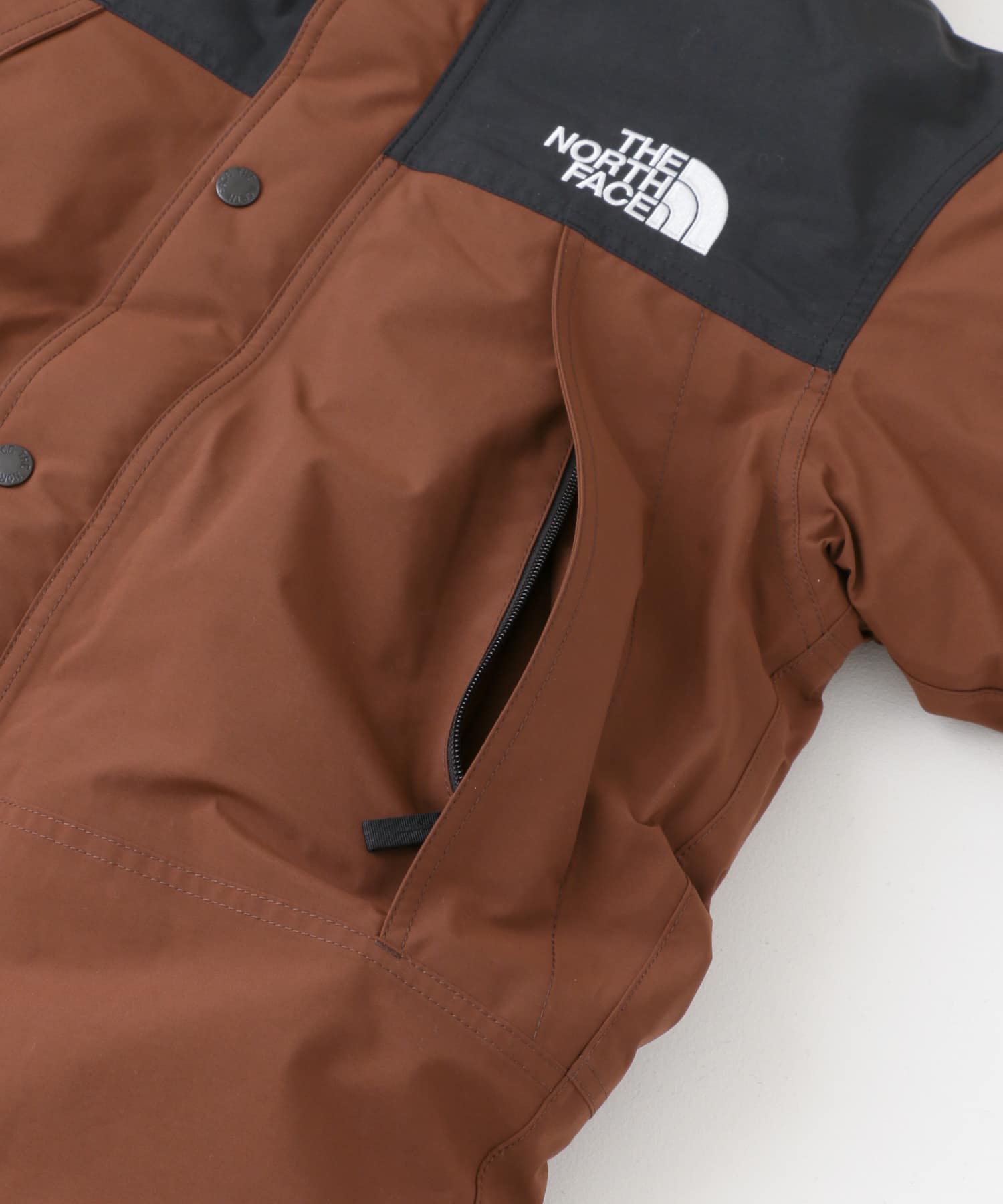 THE NORTH FACE◇Mountain Down Jacket/M/ナイロン/KHK/ND92237【メンズウェア】 コート・ジャケット