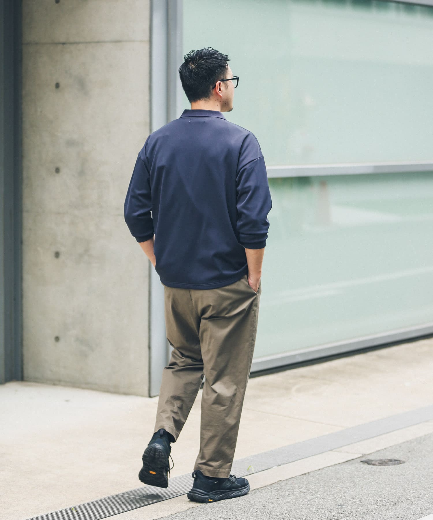 OOPS 襟付きハーフジップロンTシャツ[LA27-11A802]｜URBAN RESEARCH