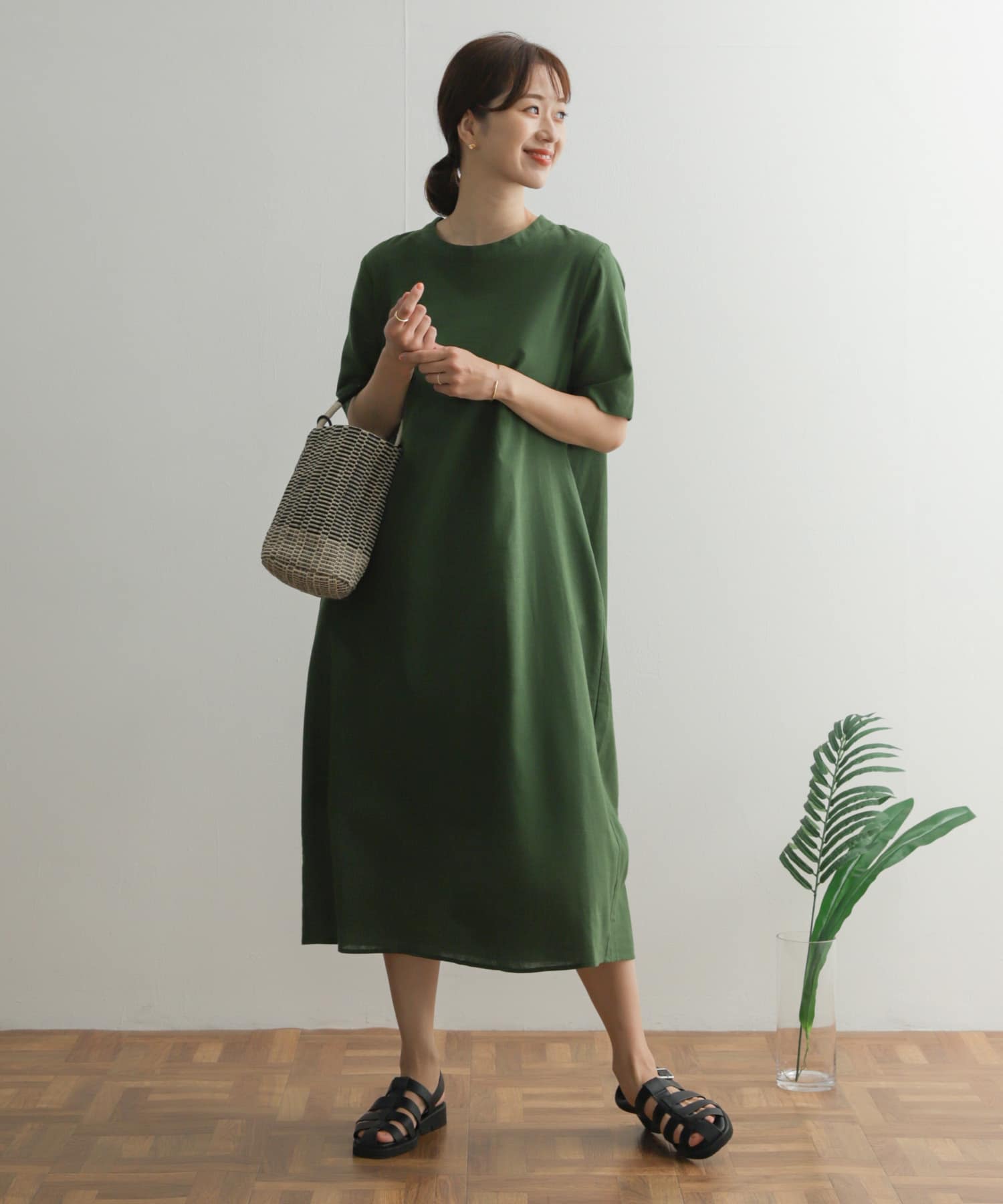 リネンコットンバックリボンワンピース[DR35-26E108]｜URBAN RESEARCH