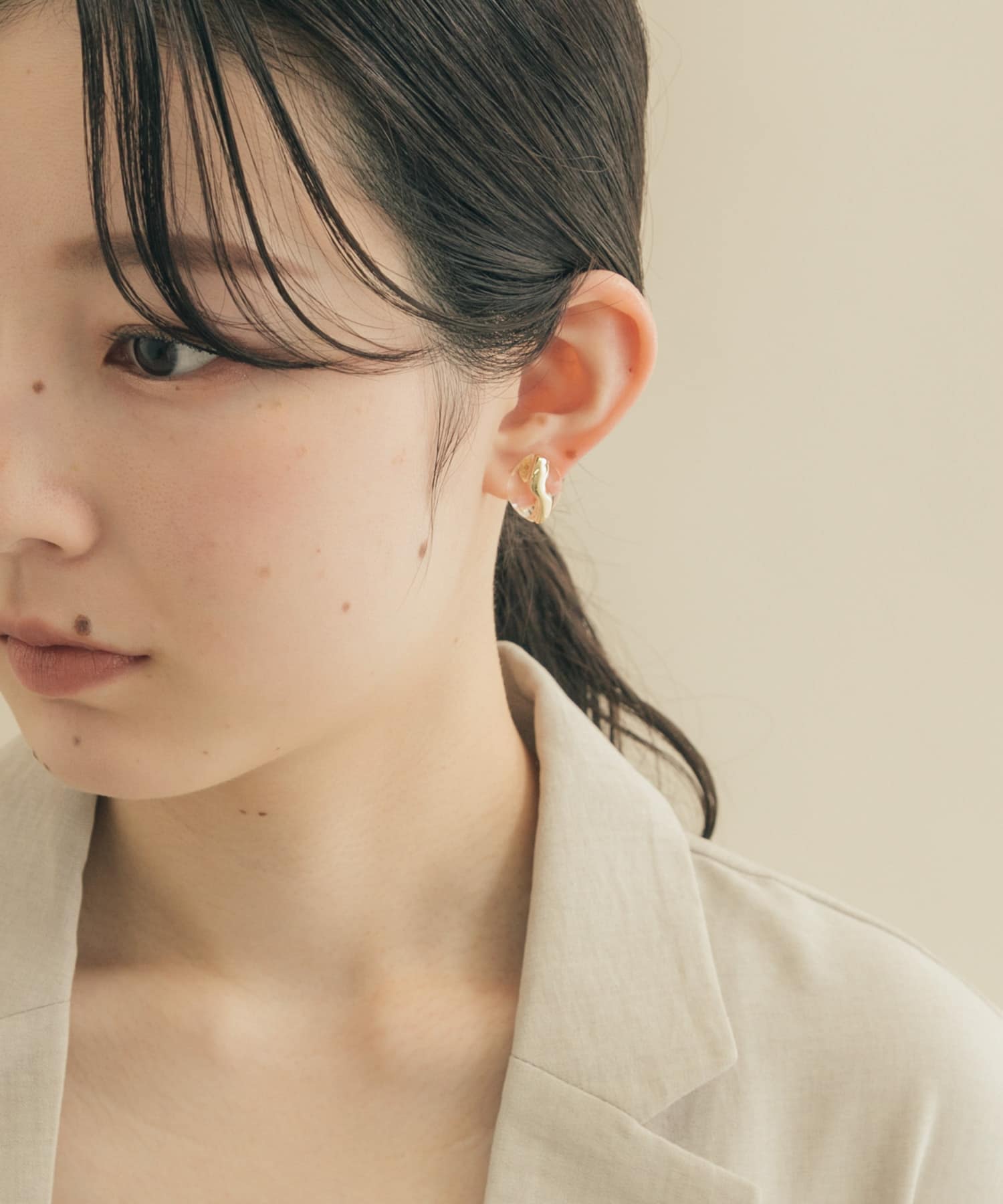 ドラマ着用商品』クリアジュシメタルラインイヤリング[SM34-2MF072 