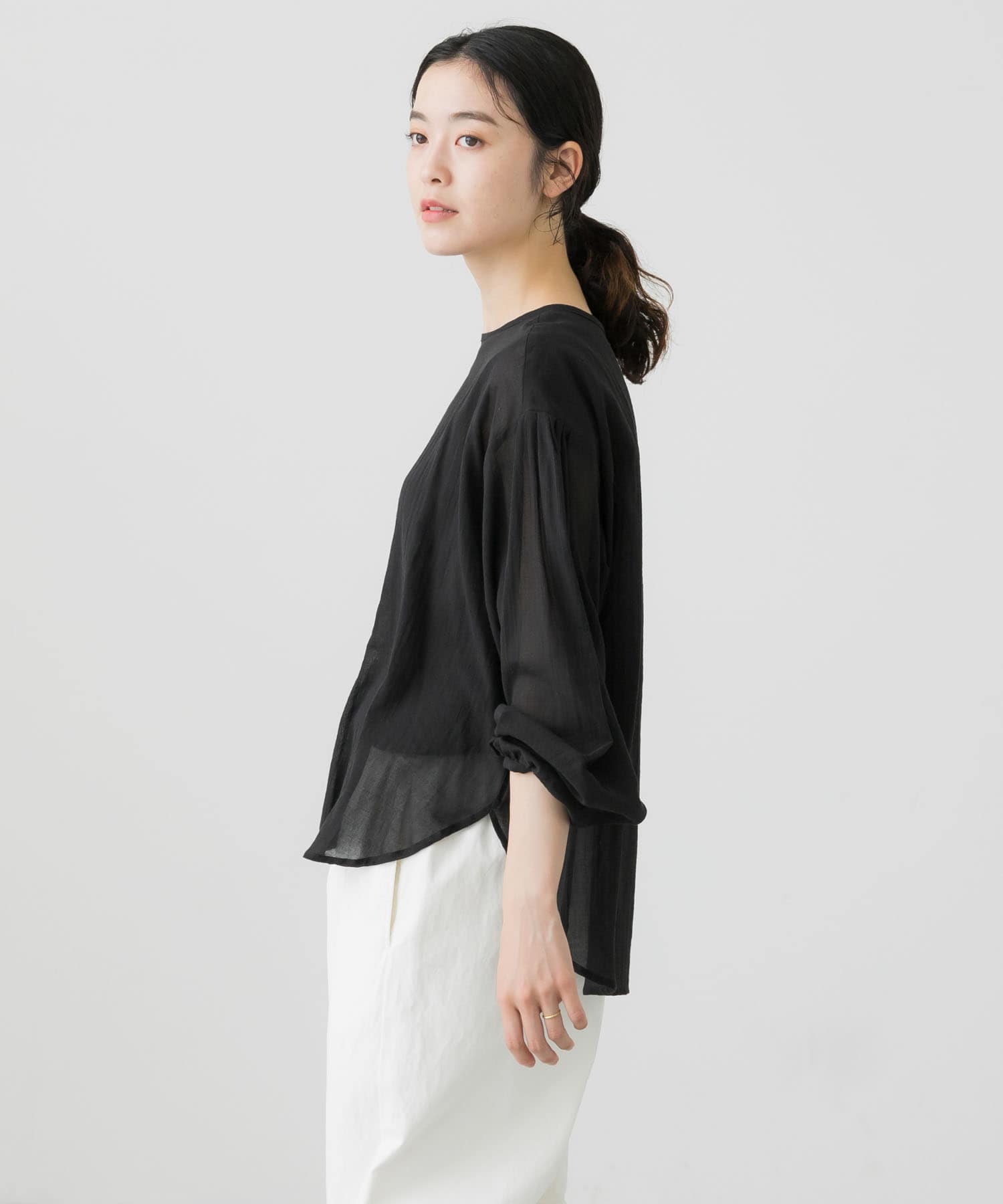 コットンシルククルーネックブラウス[GA36-23S005]｜URBAN RESEARCH 