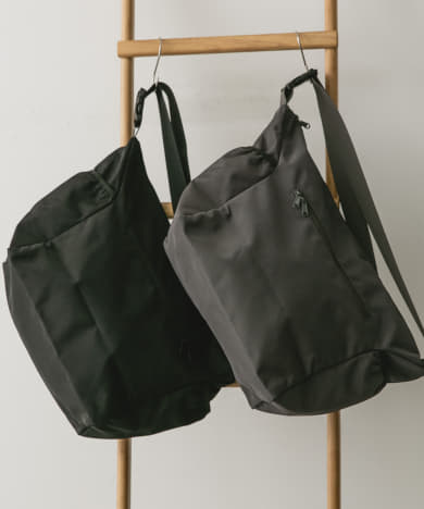 サイドポケットショルダーバッグ 18L