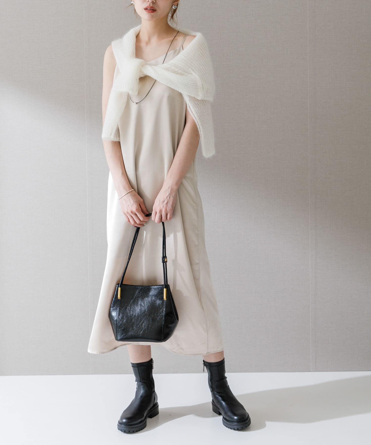 URBAN RESEARCH ROSSO（アーバンリサーチロッソ）の「『WEB限定』ヴィンテージサテンキャミワンピース（ワンピース）」 - WEAR