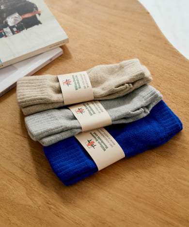 William Brunton Hand Knits　cable Wristwarmers