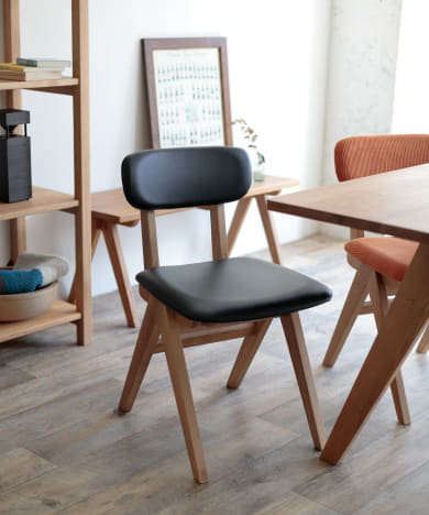 BOTHY Mountain Leg Chair PVC