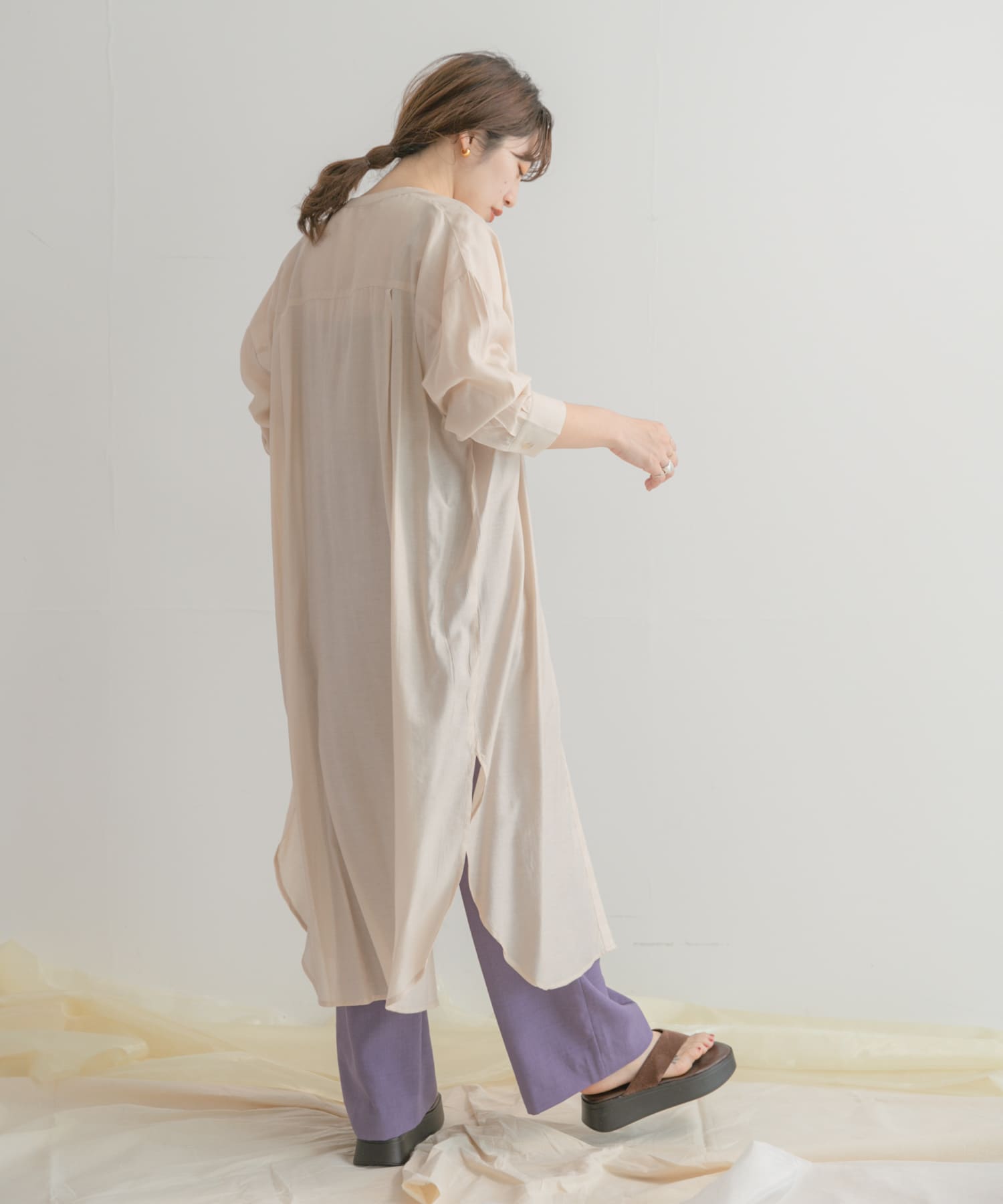 ノーカラーロングシャツワンピース[IT24-26B002]｜URBAN RESEARCH公式 