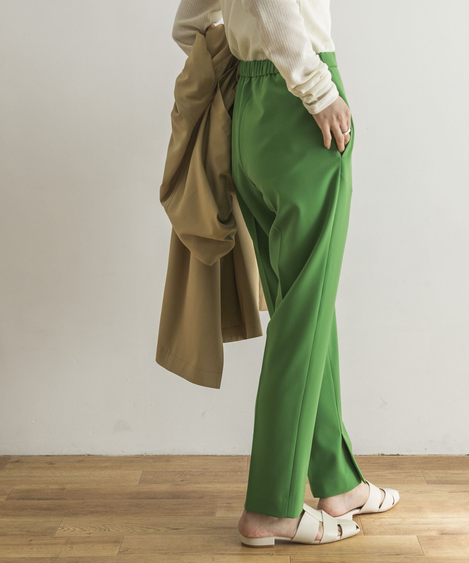 Gina 2022Spring掲載』ダブルクロステーパードパンツ[UR24-24F001]｜URBAN RESEARCH公式ファッション通販