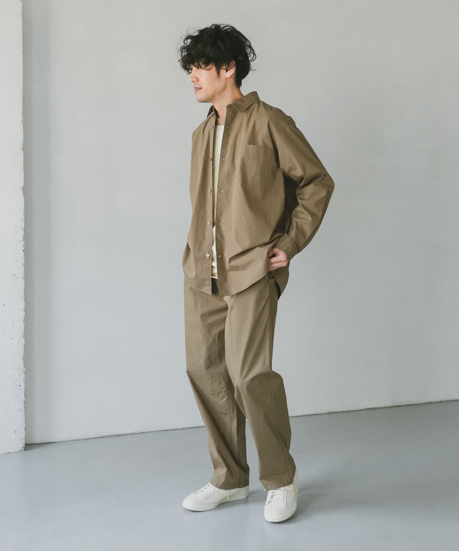 フェードカラーボックスレギュラーシャツ[DR24-13X406]｜URBAN 