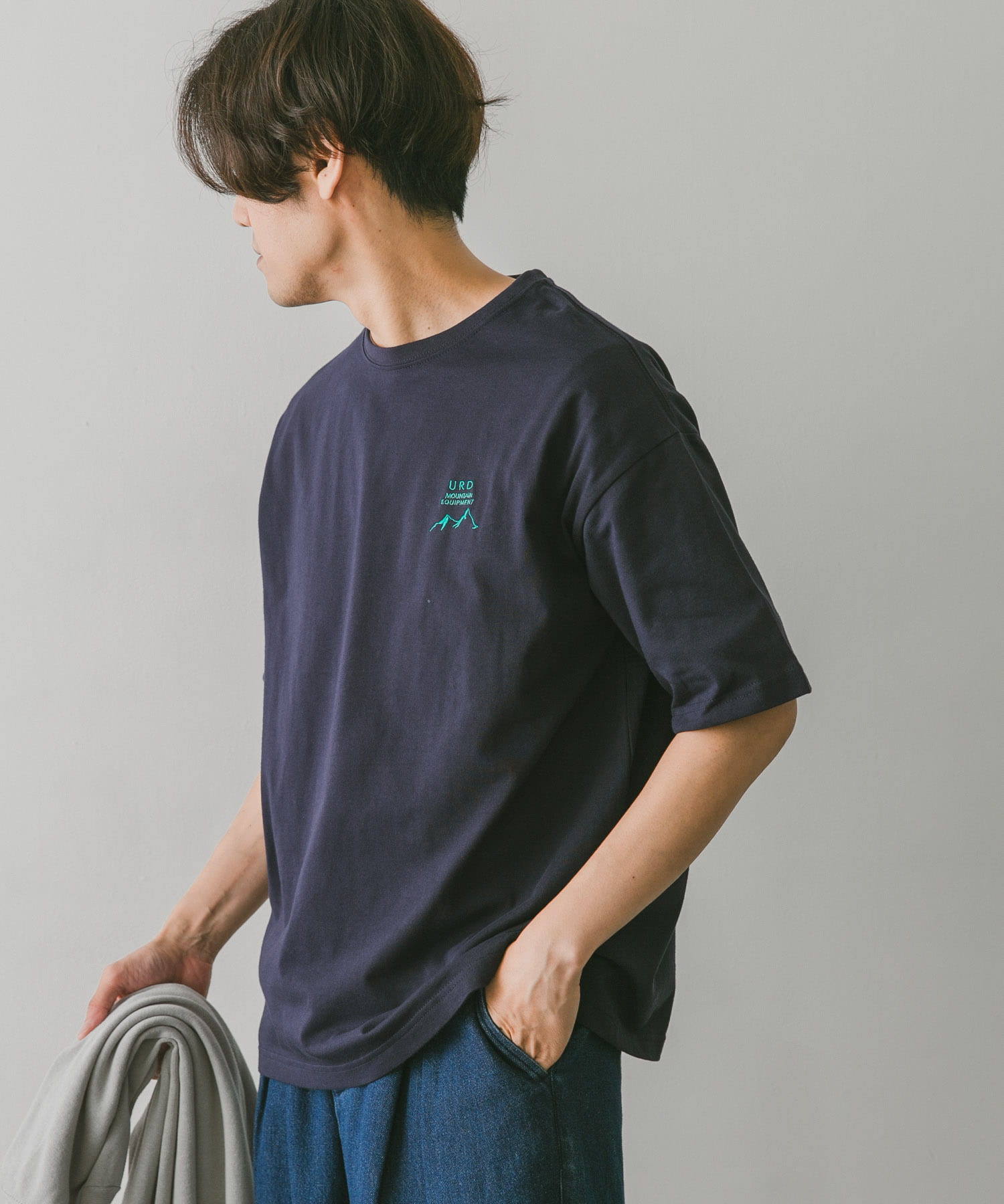 URD Embroidery T-shirts[DR25-11H541]｜URBAN RESEARCH公式