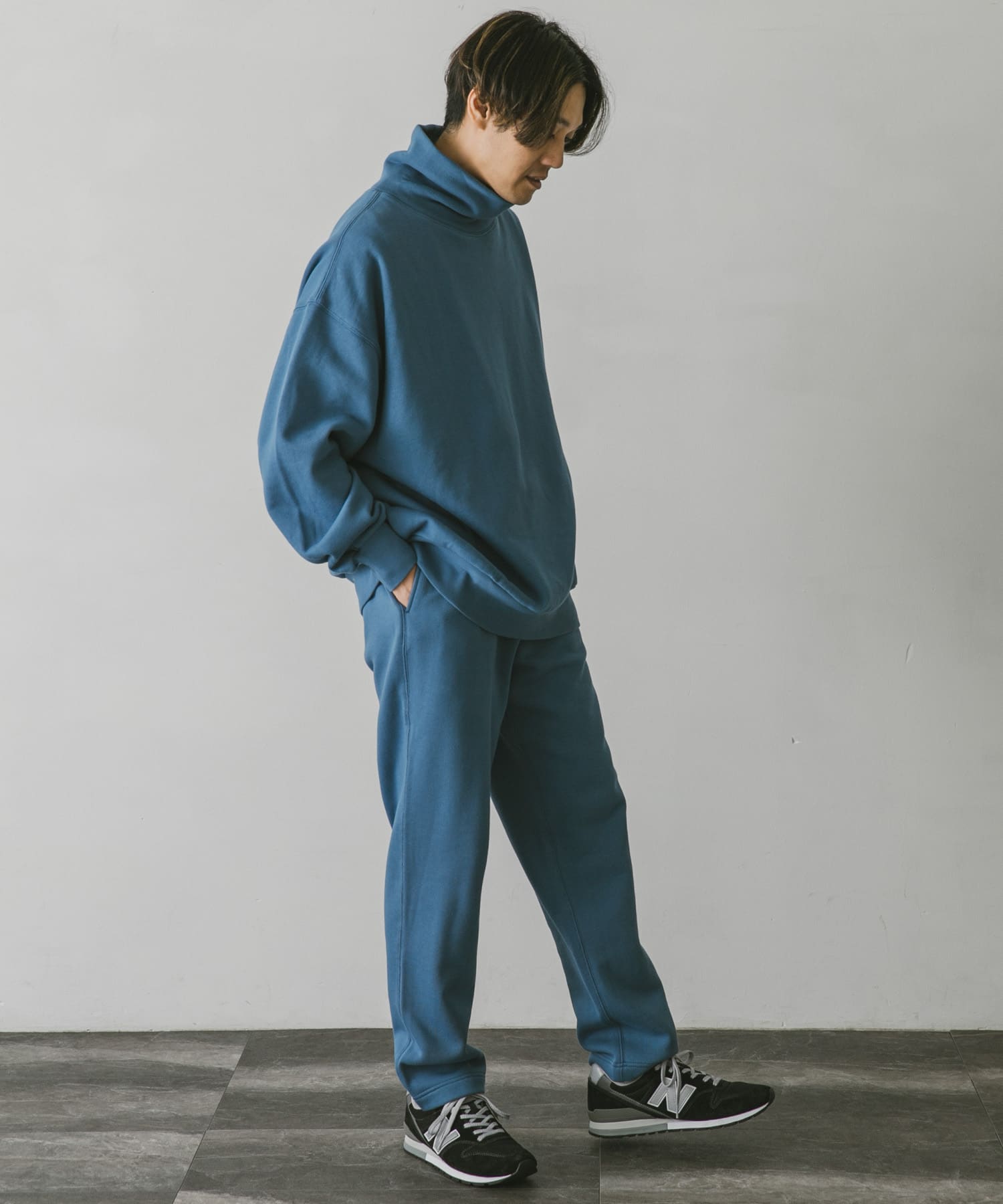 UR TECH』裏起毛モックネックスウェット[DR27-11H705]｜URBAN RESEARCH