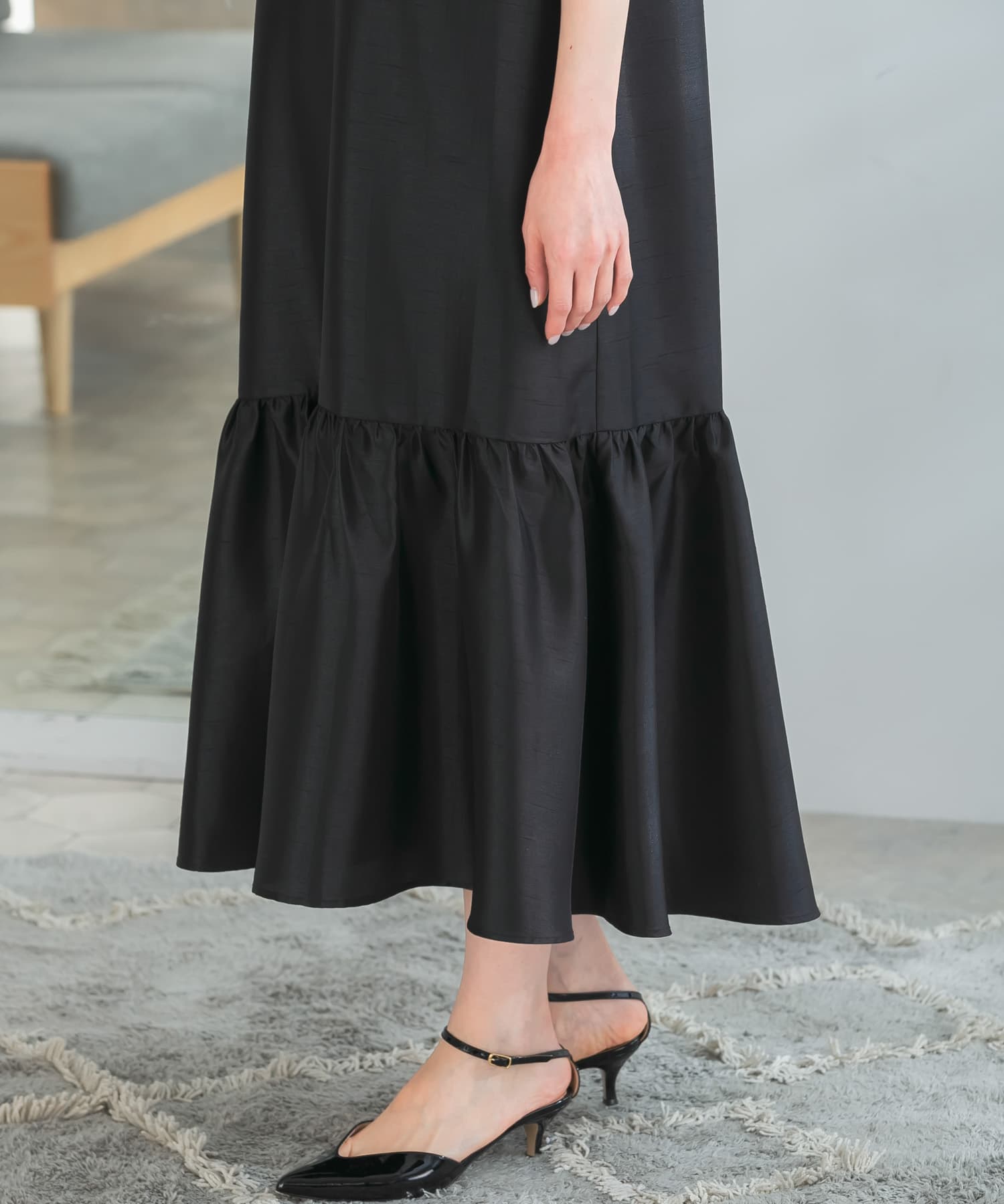 ペプラムヘムシャンタンドレス[RA35-28C507]｜URBAN RESEARCH公式