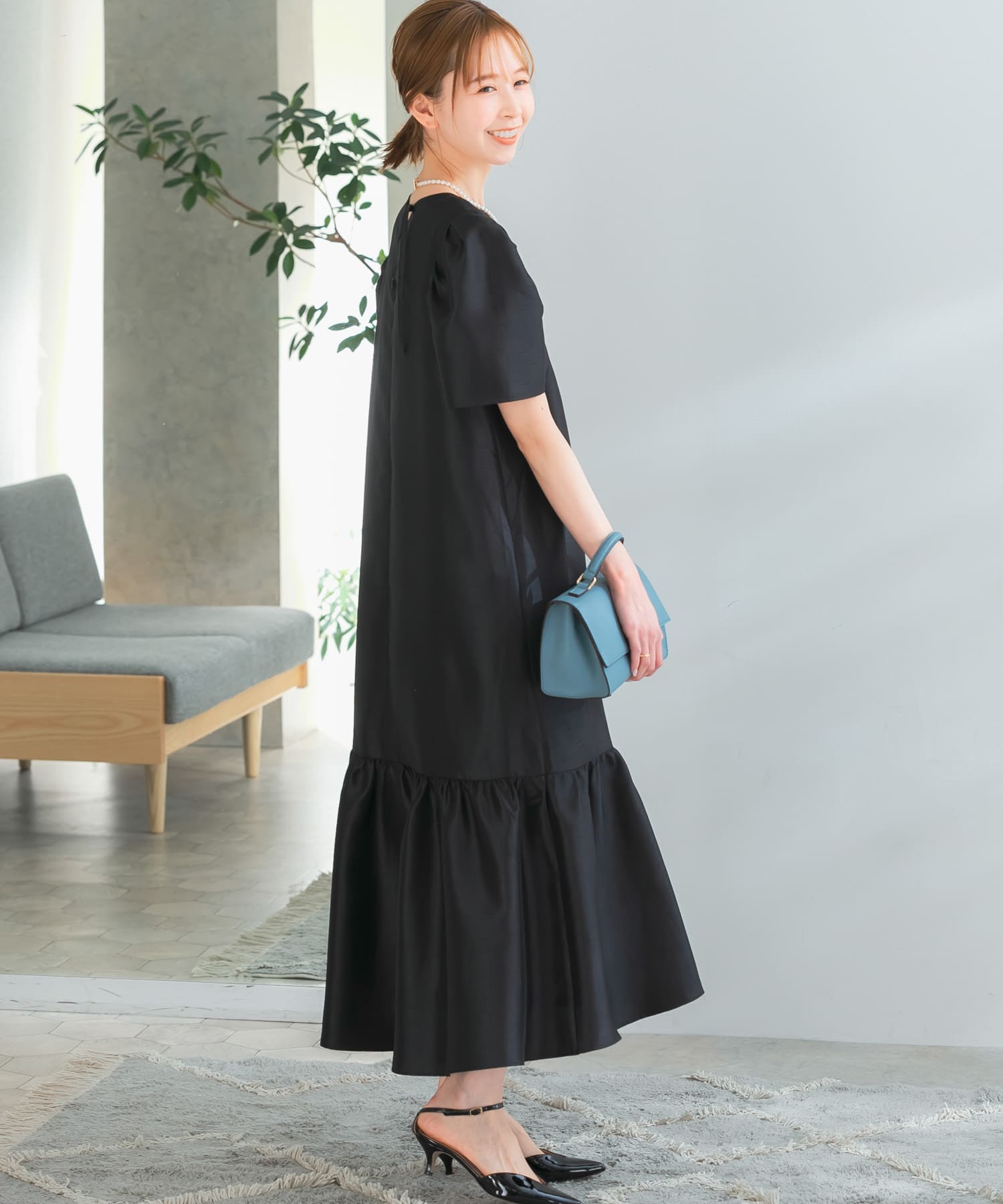 ペプラムヘムシャンタンドレス[RA35-28C507]｜URBAN RESEARCH公式