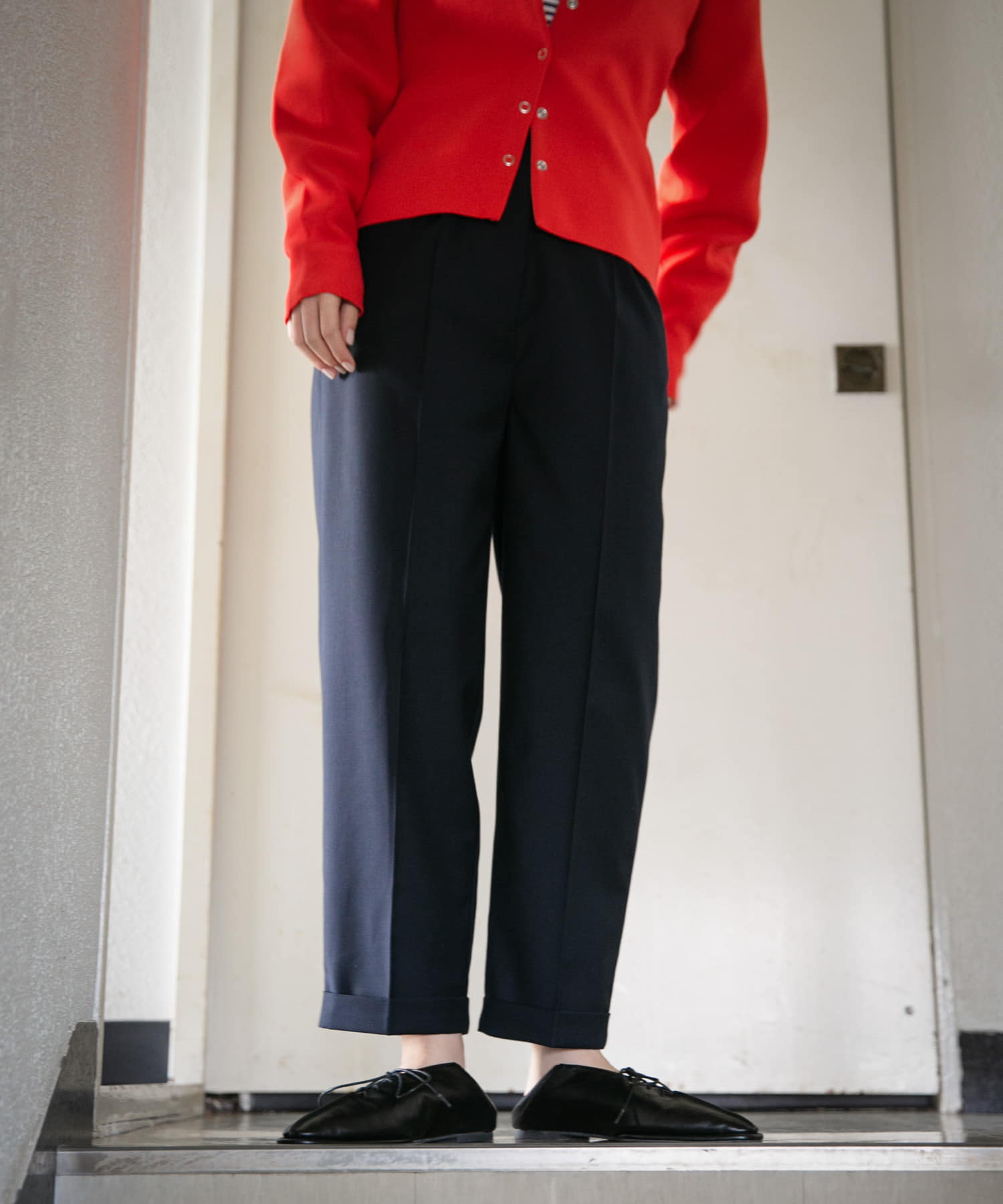 クロップドタックパンツ[KC44-24D130]｜URBAN RESEARCH公式