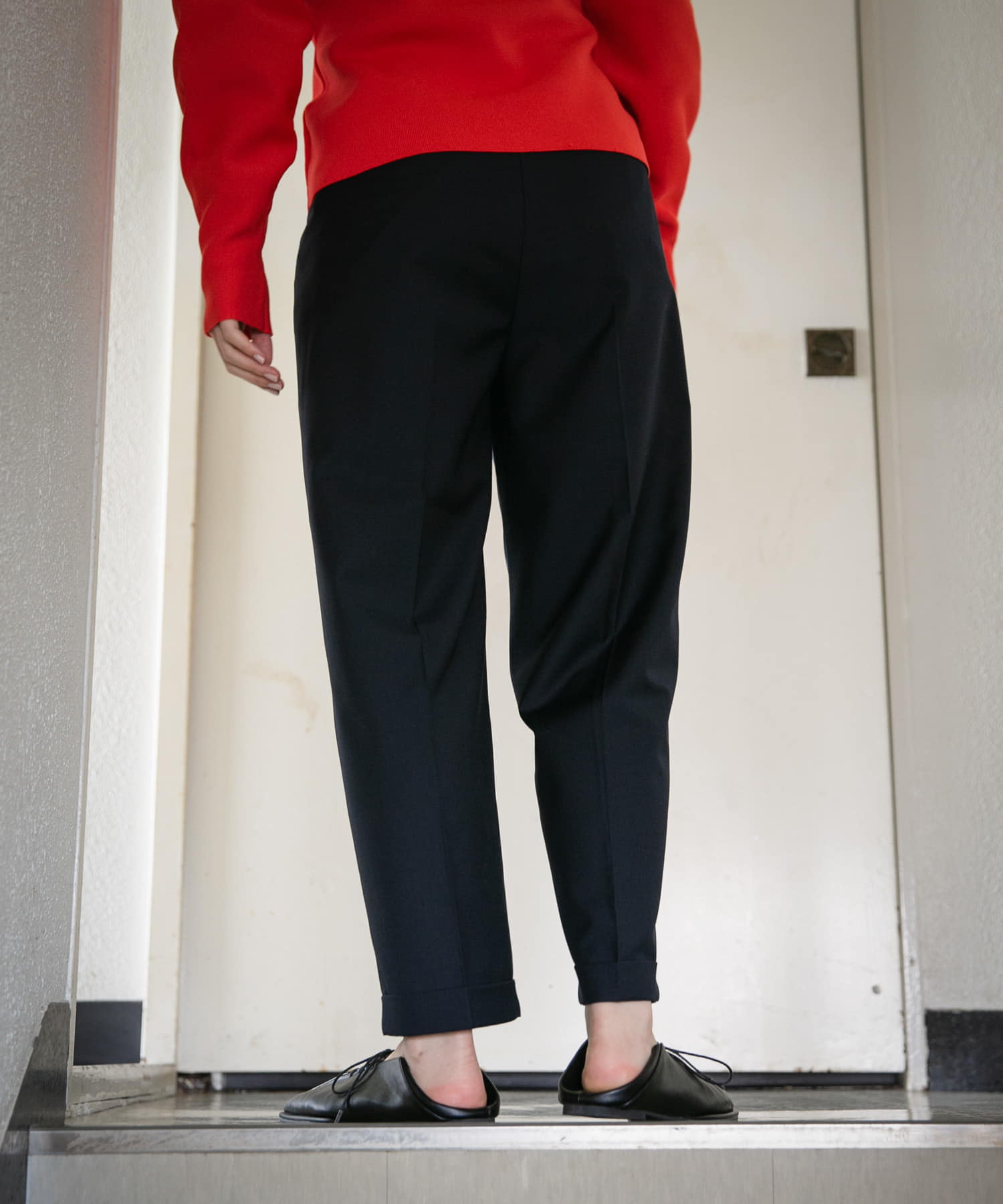 クロップドタックパンツ[KC44-24D130]｜URBAN RESEARCH公式
