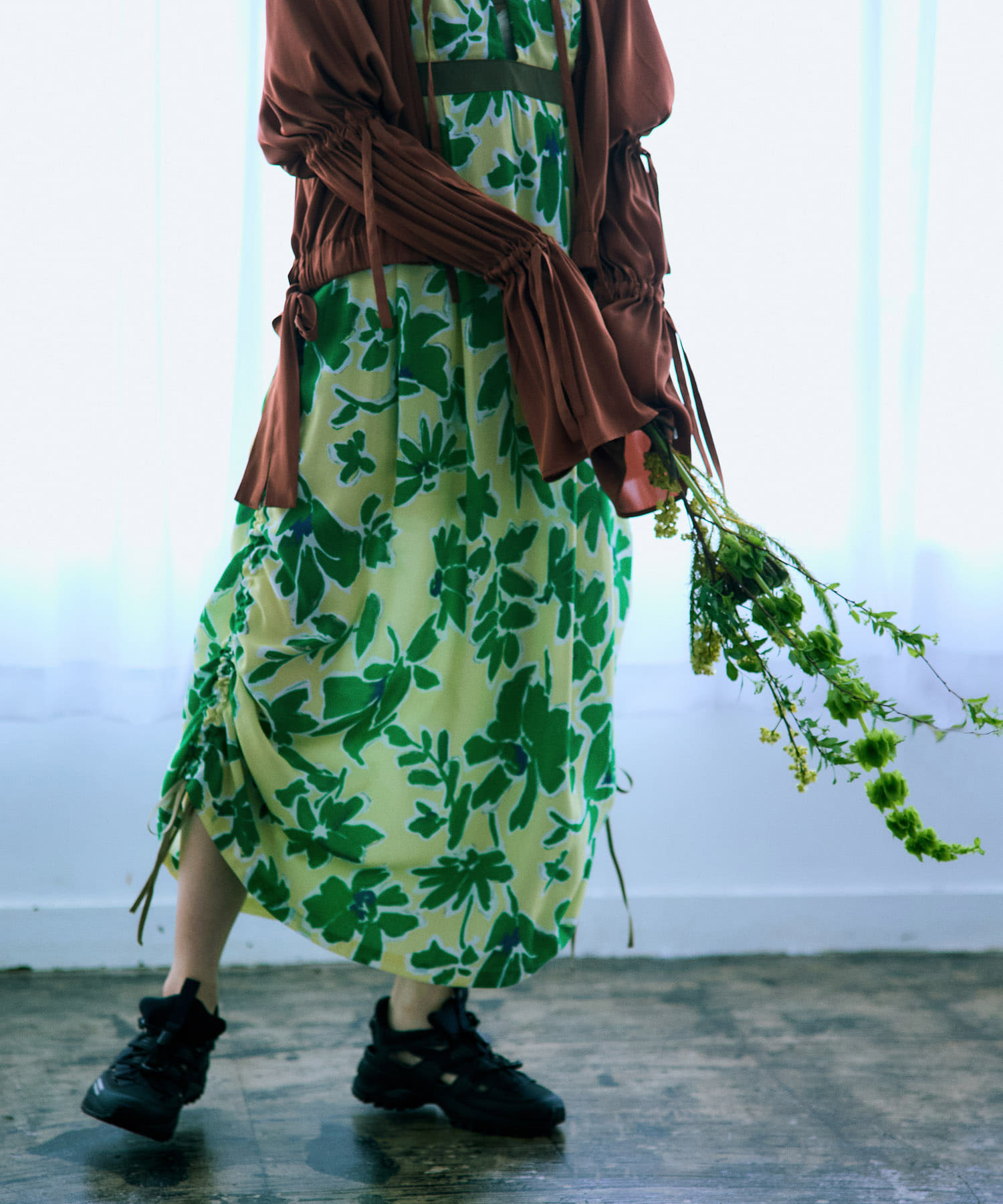 cwtch DRAWSTRING FLOWER DRESS[MTA1-26E020]｜URBAN RESEARCH