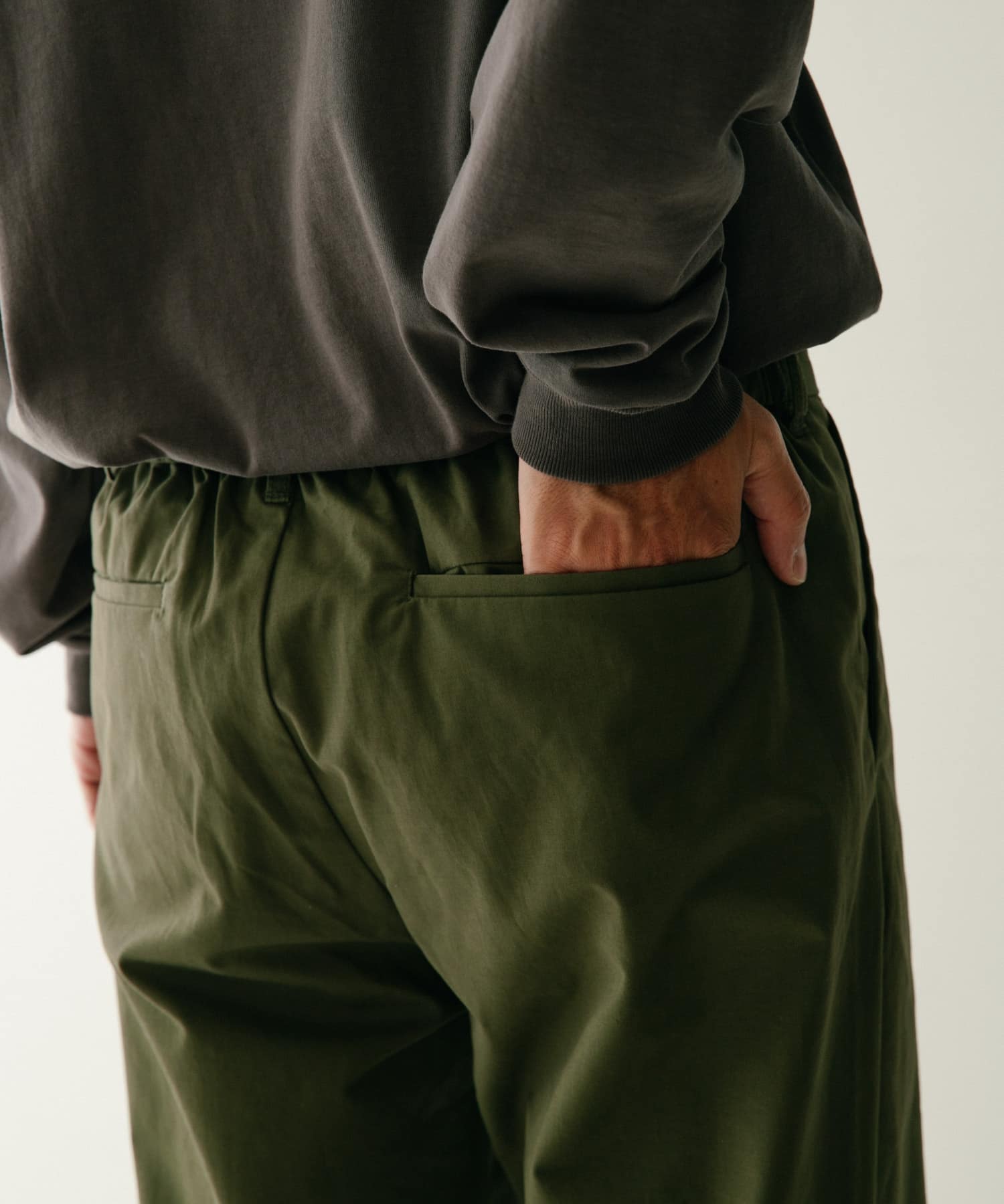 コットンツイル 1-tuck チノパンツ[IT26-14A004]｜URBAN RESEARCH公式