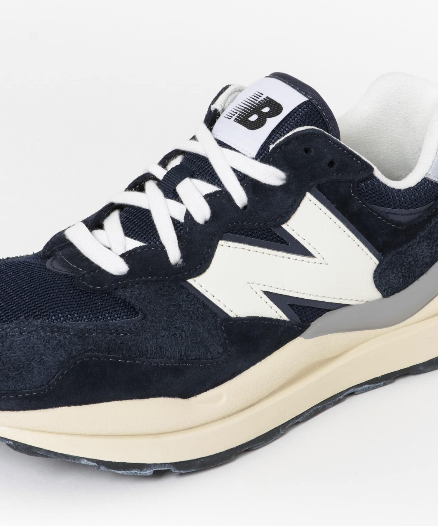 New Balance M5740VL 23センチ☆