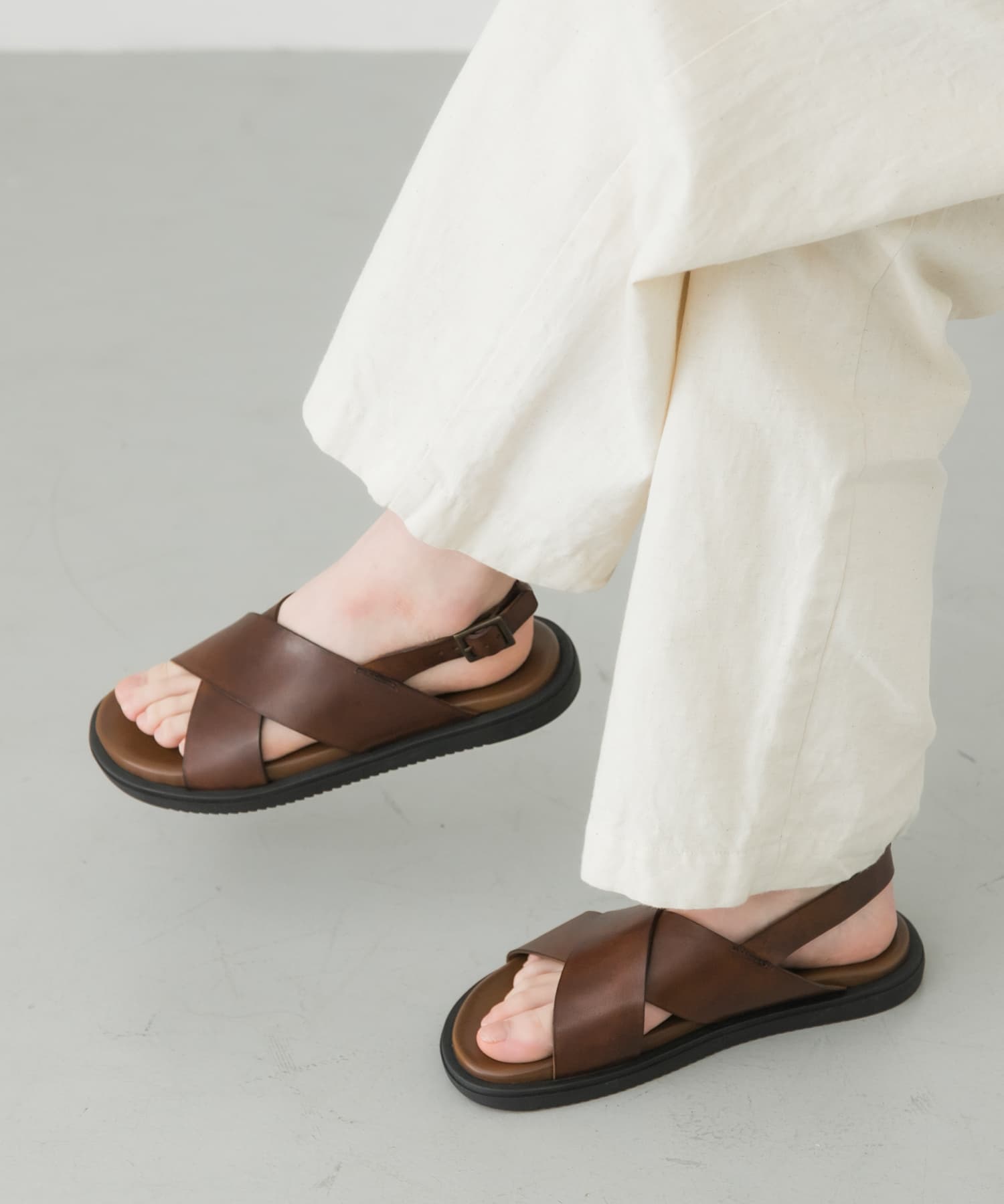 Nuovo Nicar クロスサンダル[W2182-KL35]｜URBAN RESEARCH公式 