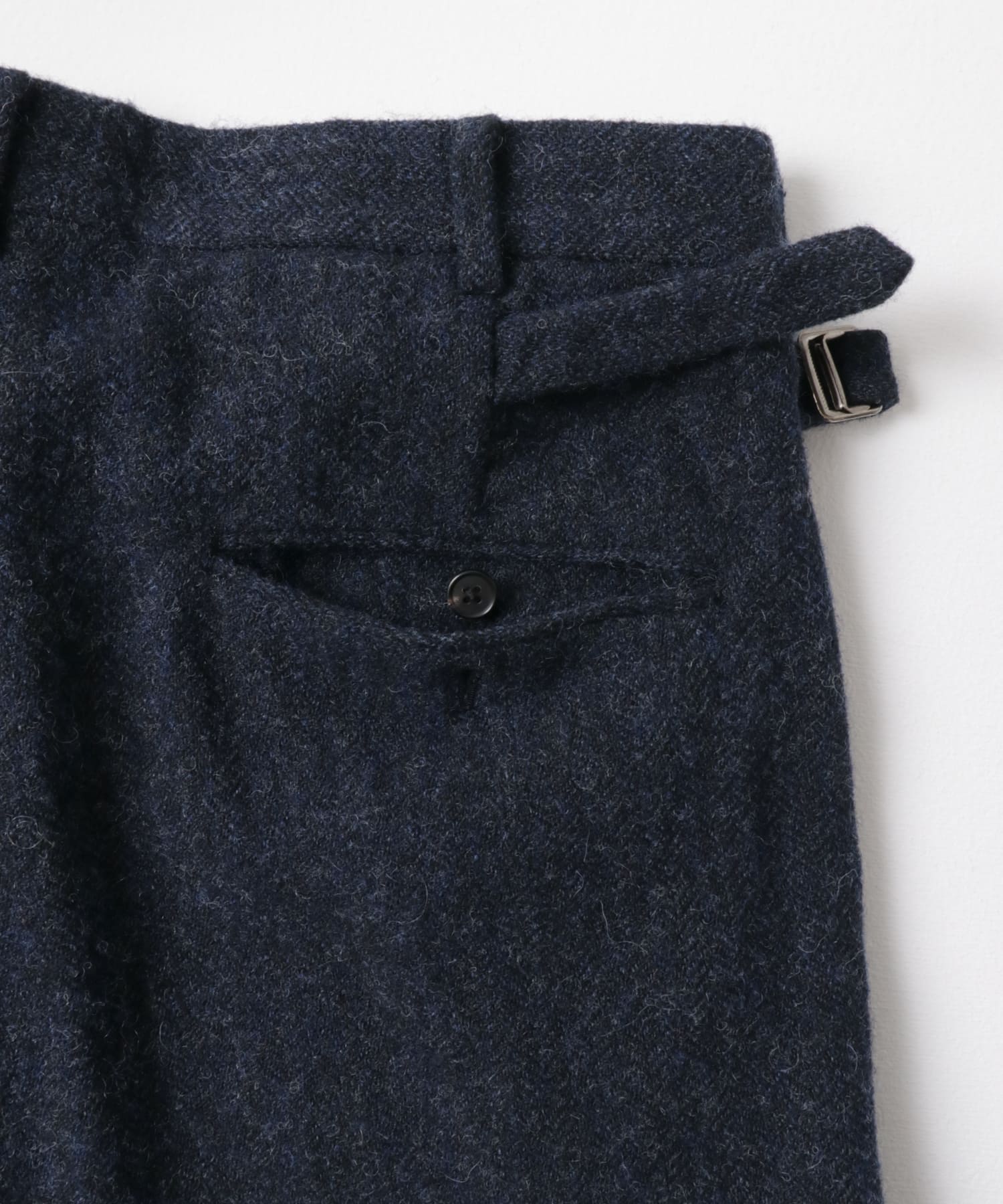 A PRESSE Tweed Two Tuck Trousers[AP0402H-BSM37]｜URBAN RESEARCH