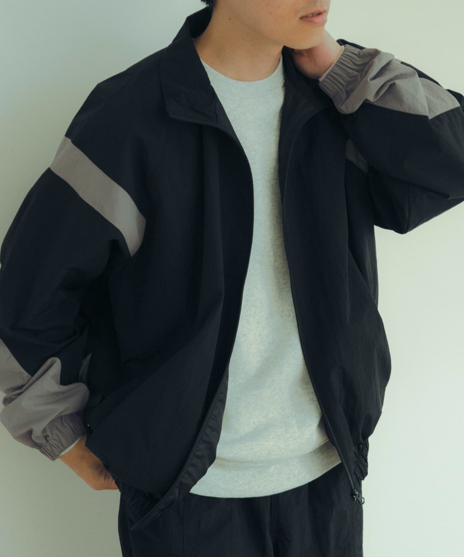 【BLK】MIL.Nylon Fitness Jacket