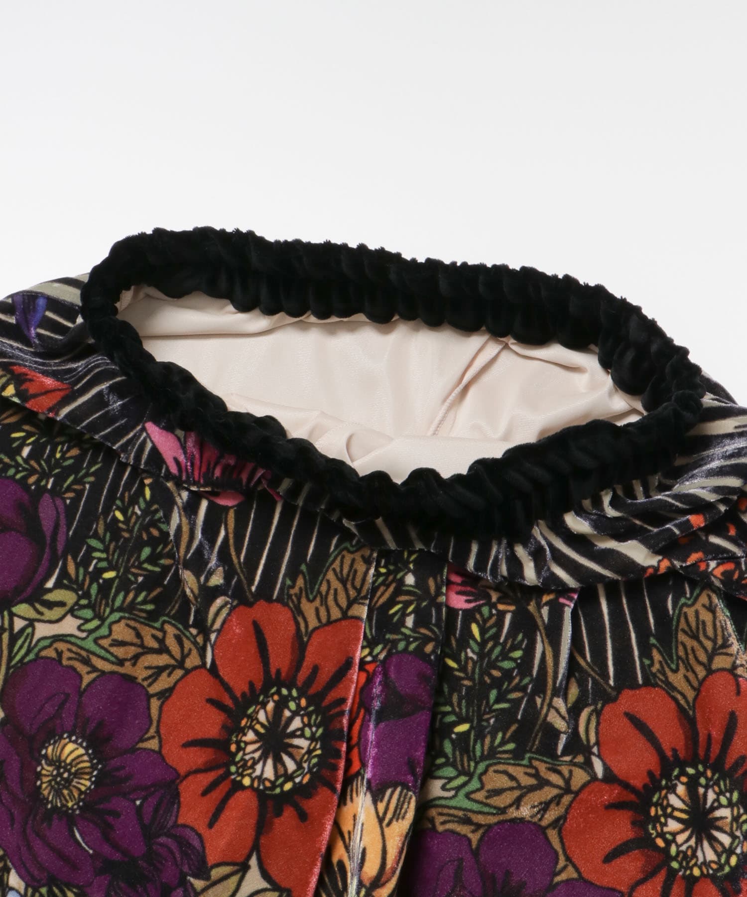 FUMIE=TANAKA flower flocky PANTS[F23A-41-BSL37]｜URBAN RESEARCH