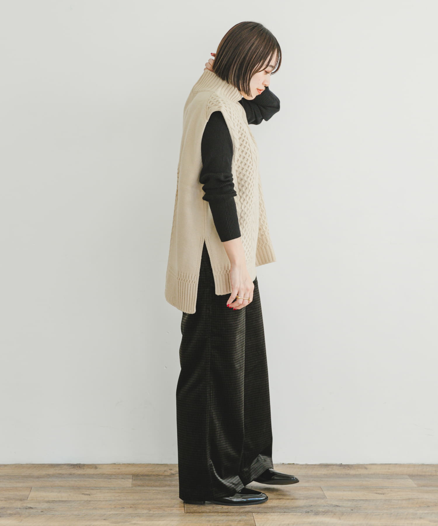 ハイネックケーブルビックベスト[IT36-22A009]｜URBAN RESEARCH公式