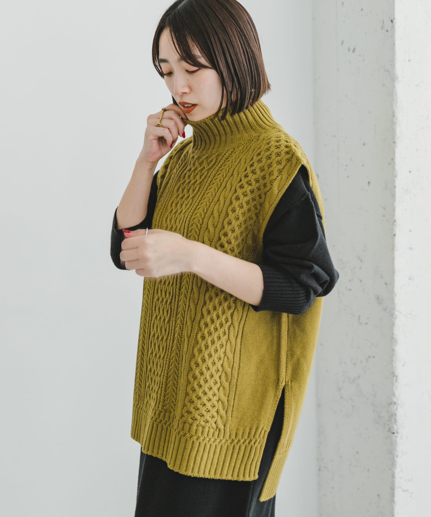 ハイネックケーブルビックベスト[IT36-22A009]｜URBAN RESEARCH公式