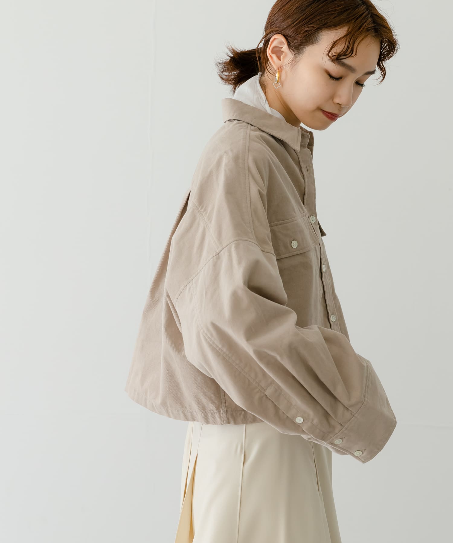 コーデュロイショート丈シャツ[UR37-23F006]｜URBAN RESEARCH公式