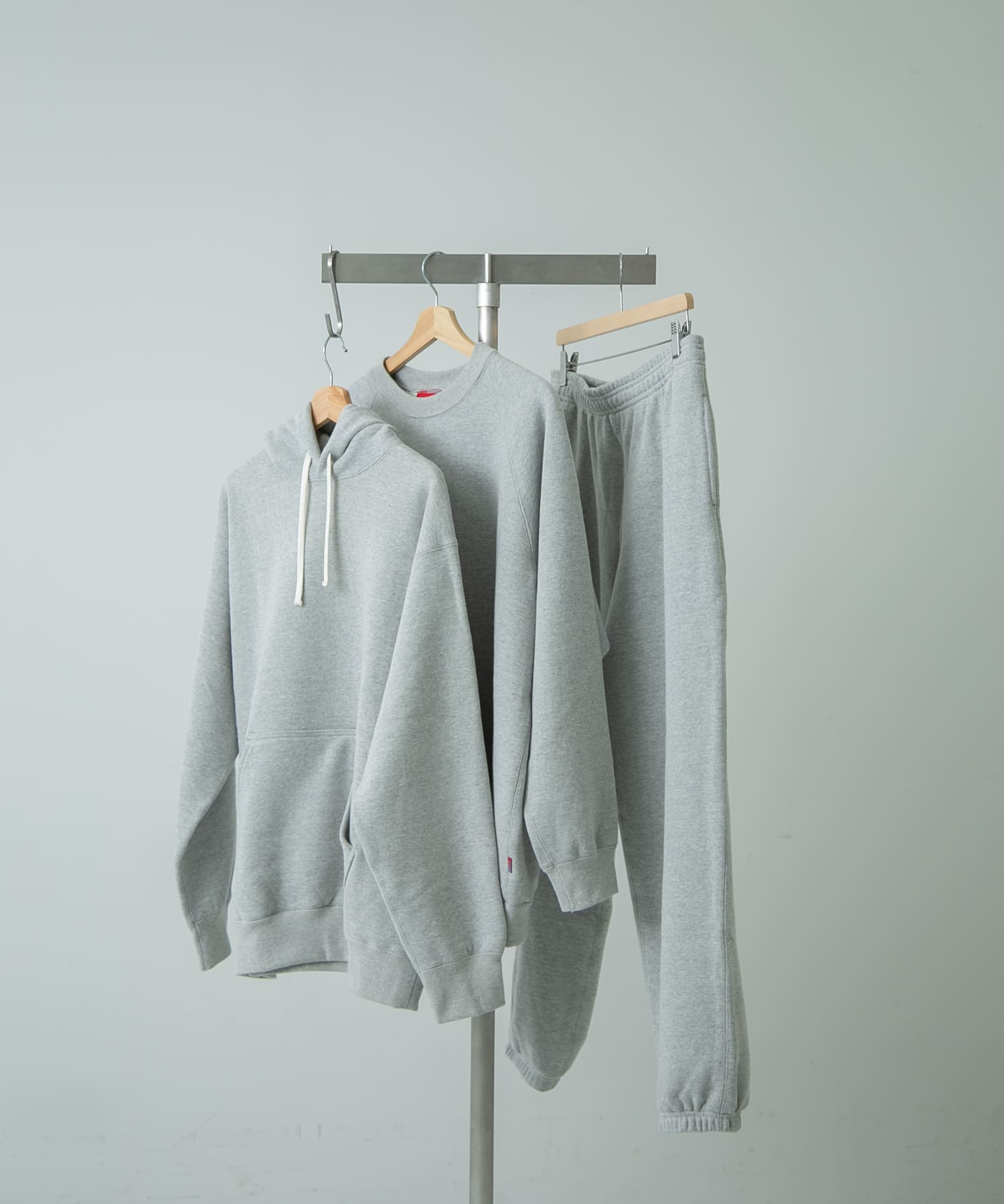 NEVVER GR7 HOODED SWEATSHIRTS[NVV-TP02-BSM36]｜URBAN RESEARCH公式