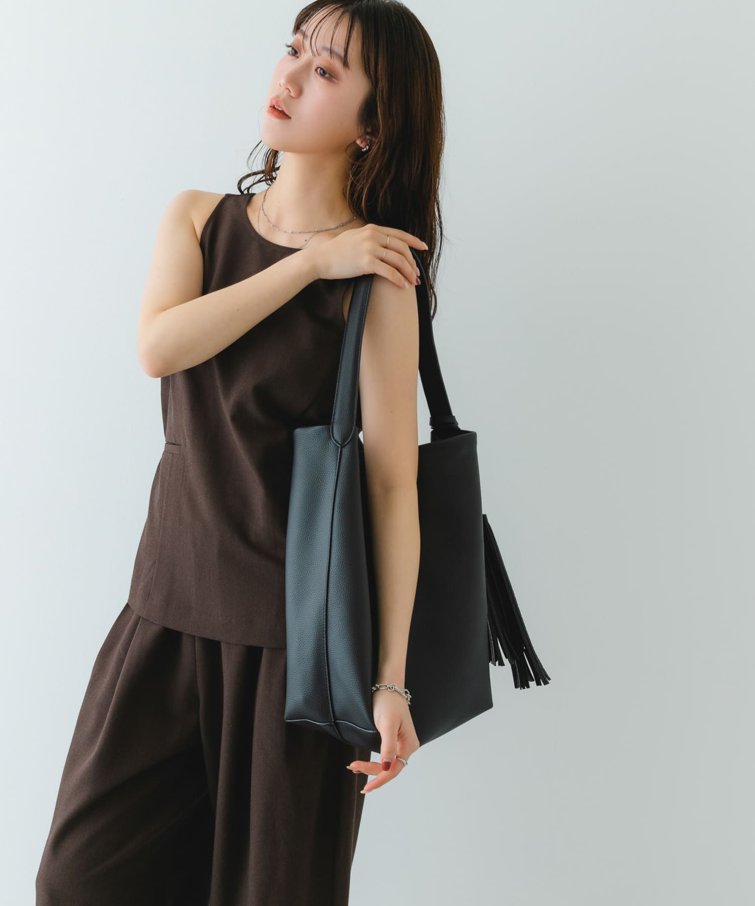 タッセル付シンプルワンハンドルトート[XX46-2AW2505]｜URBAN