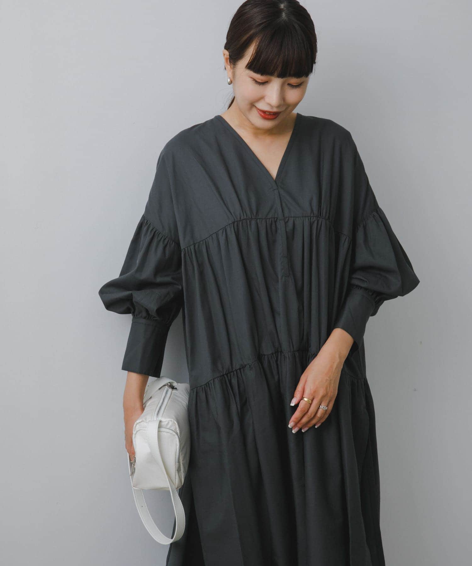 F by ROSSO バックテールボリュームワンピース[RA47-26F701 F by ROSSO バックテールボリュームワンピース[RA47-26F701
