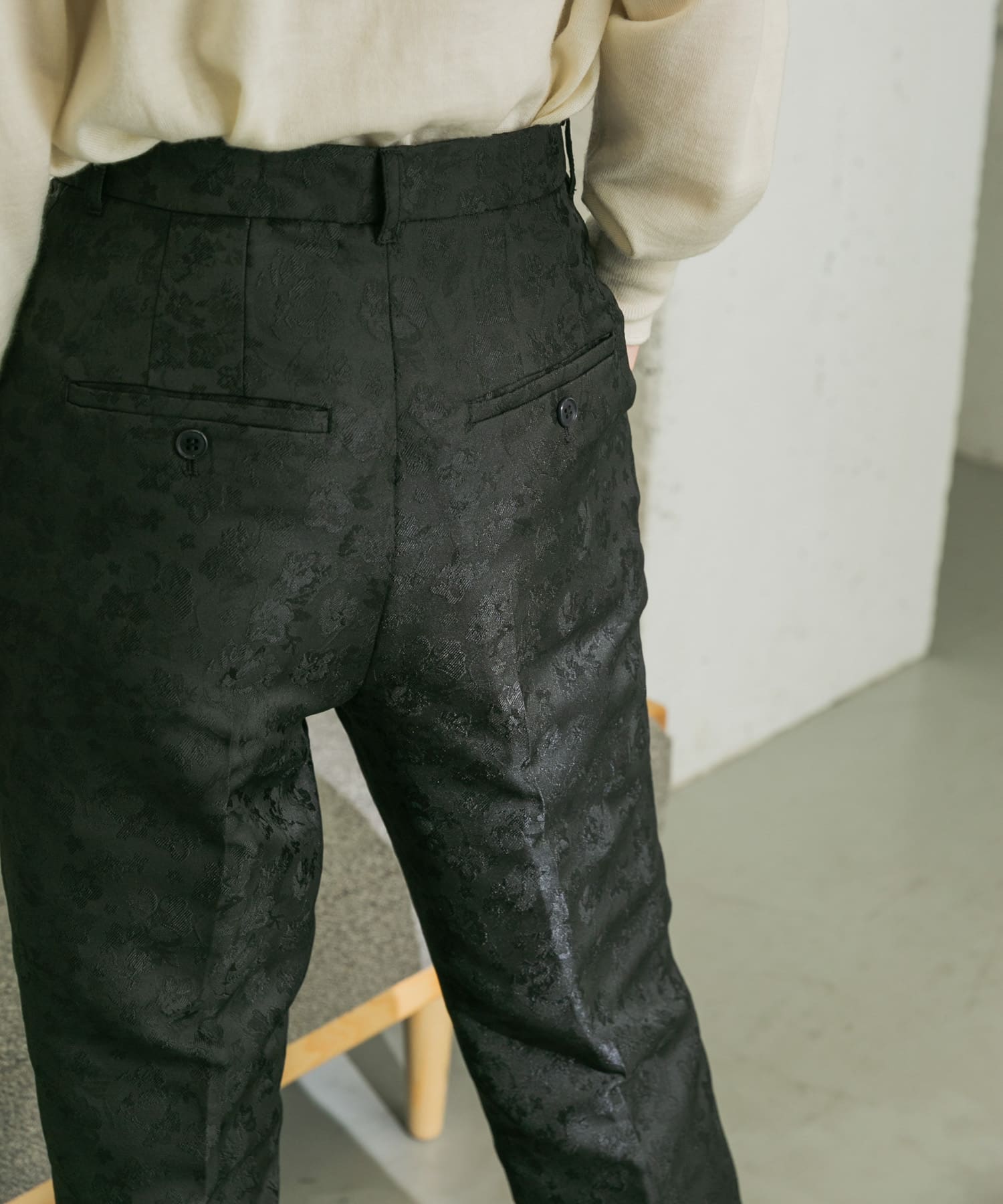 フラワージャカードテーパードパンツ[UR17-24F009]｜URBAN RESEARCH公式ファッション通販